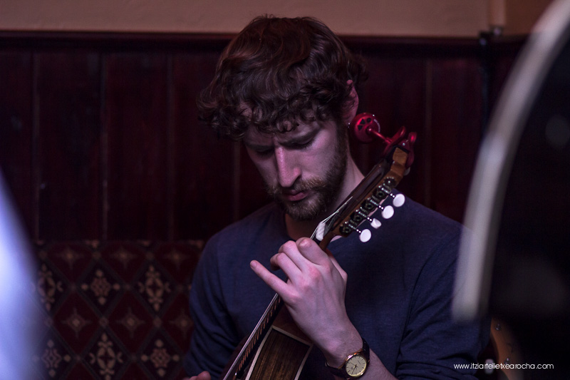 Music_Session_Ye Vagabonds_Walsh's Dublin Jan 2015-0455.jpg