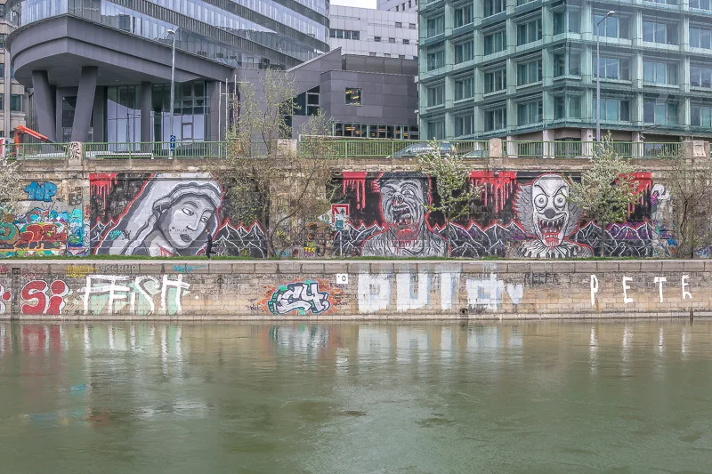 Vienna April 2016-5321.jpg