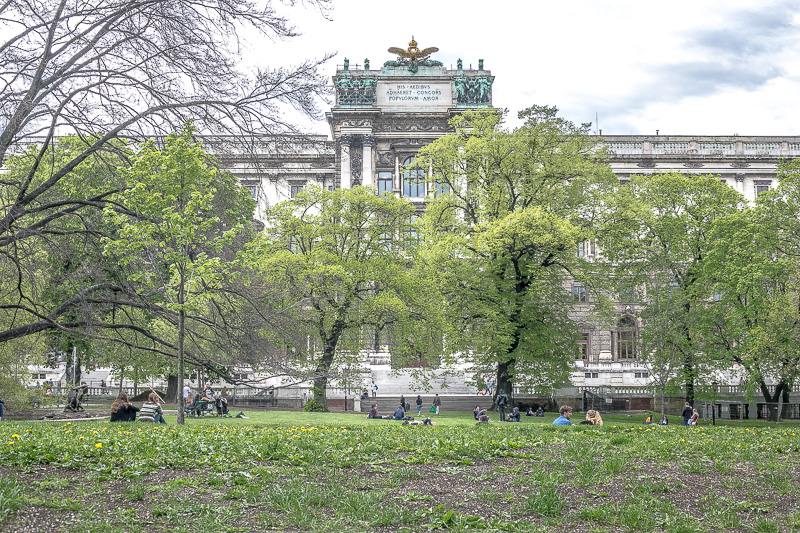 Vienna April 2016-5489.jpg