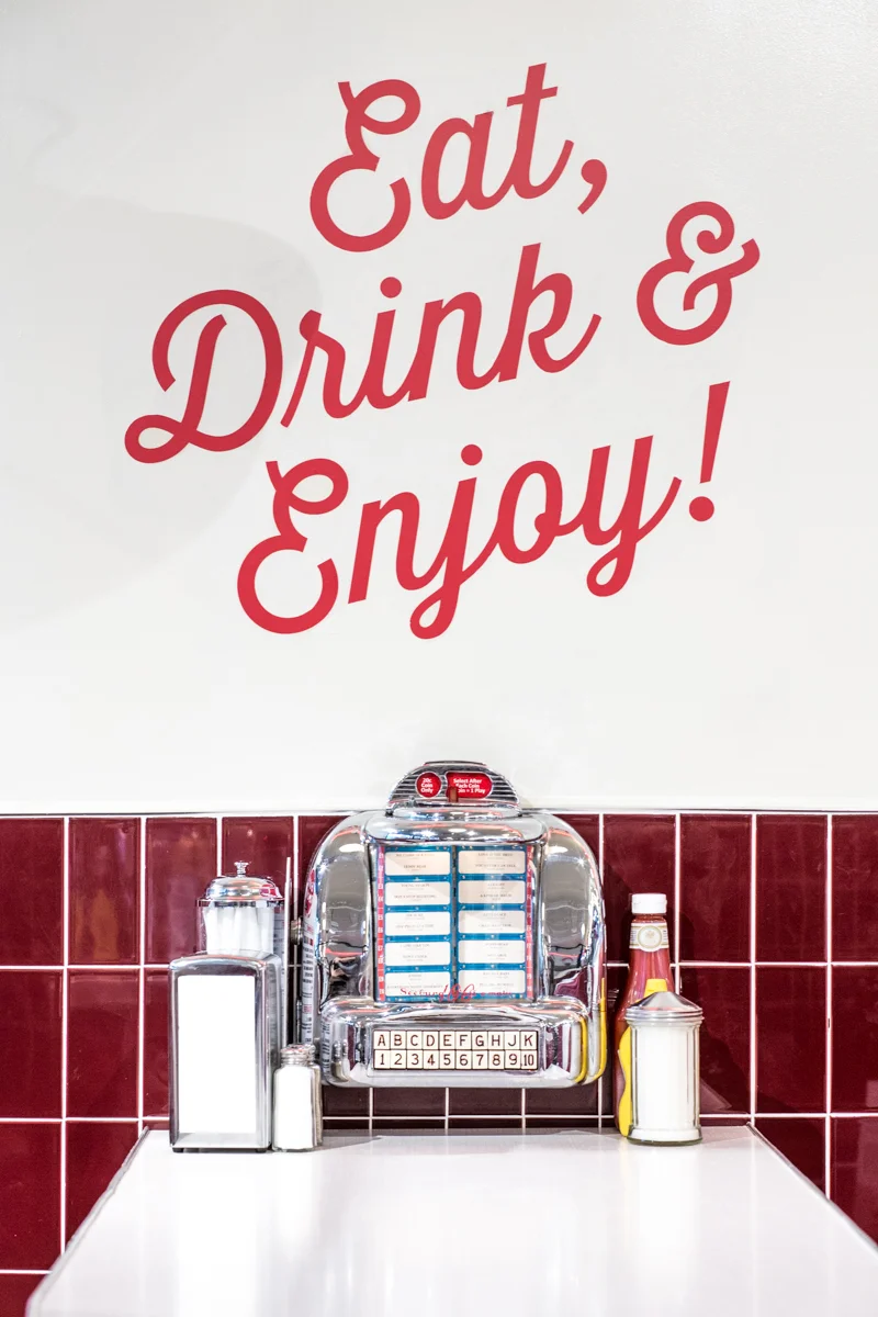 Eddie Rockets Web-0943.jpg