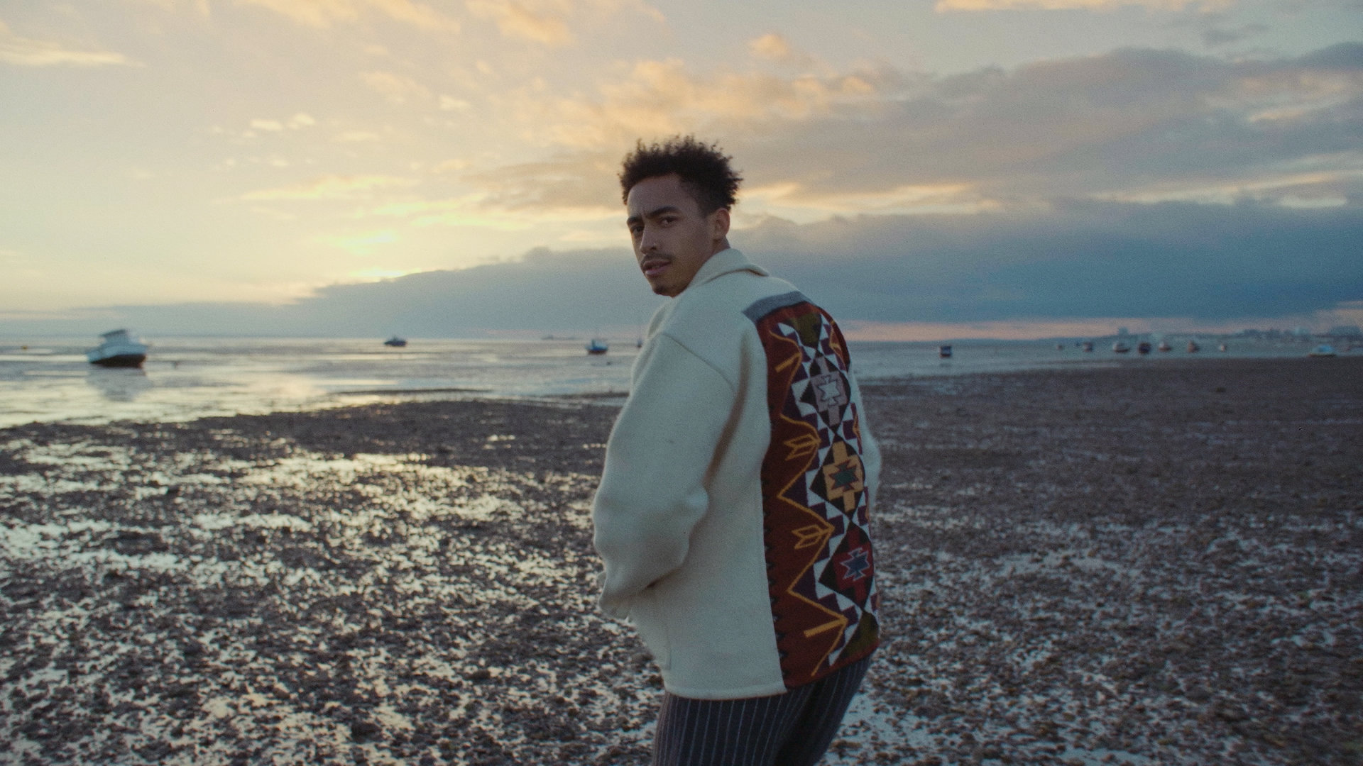 RA GRADE STILLS_2.5.1.jpg