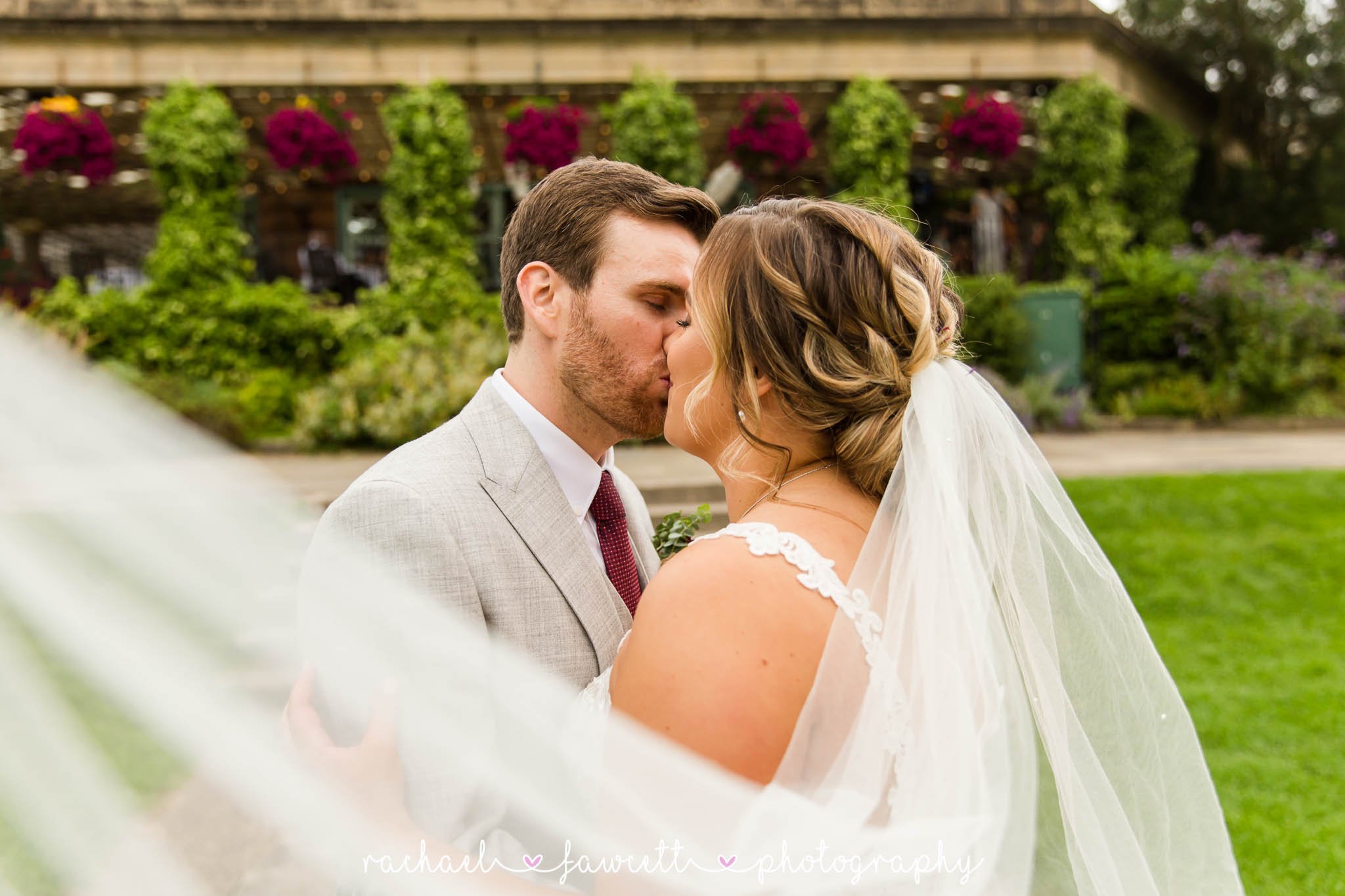 Harrogate-sun-pavilion-wedding-photographer-357