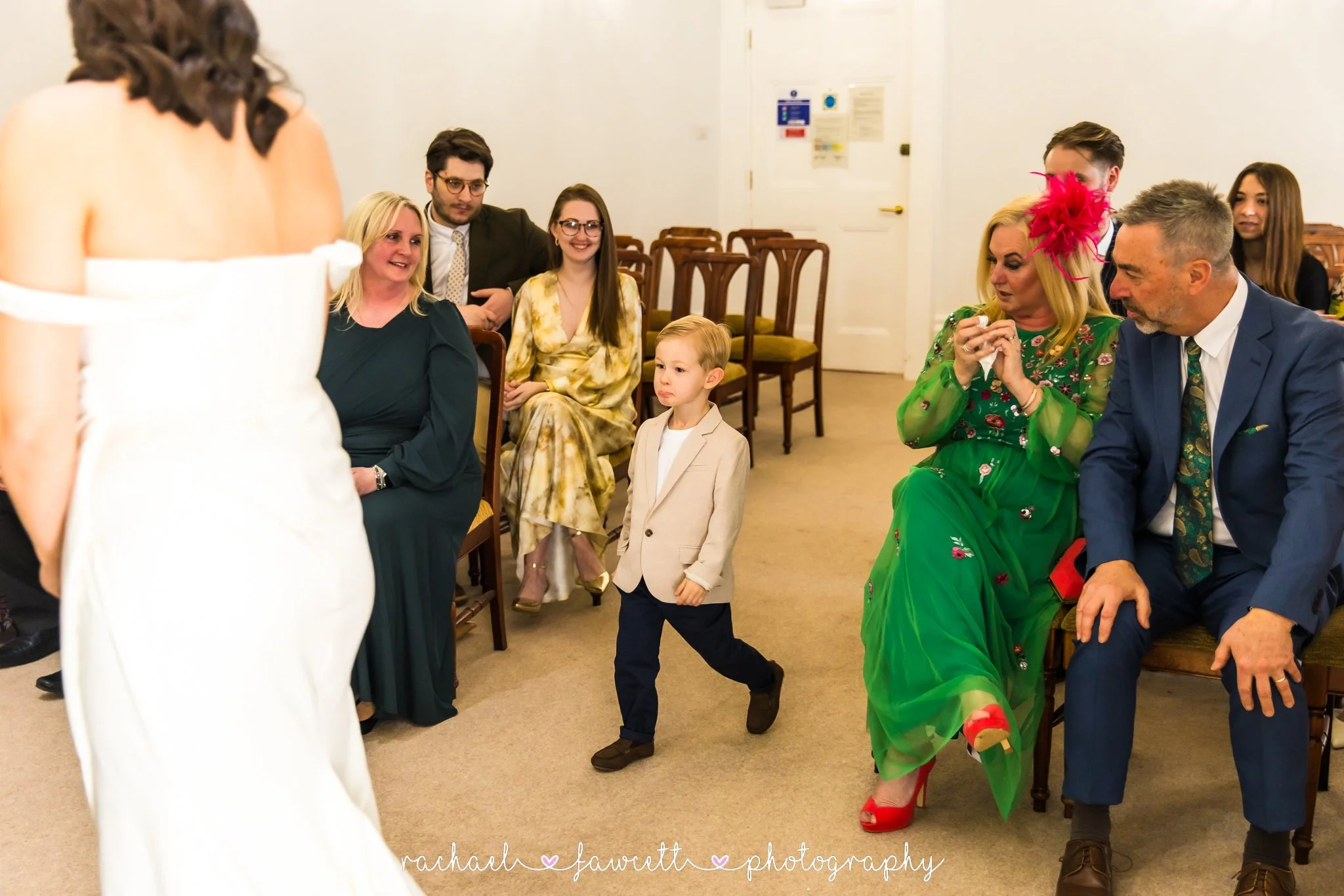 Harrogate-registy-office-wedding-photography-10.jpg