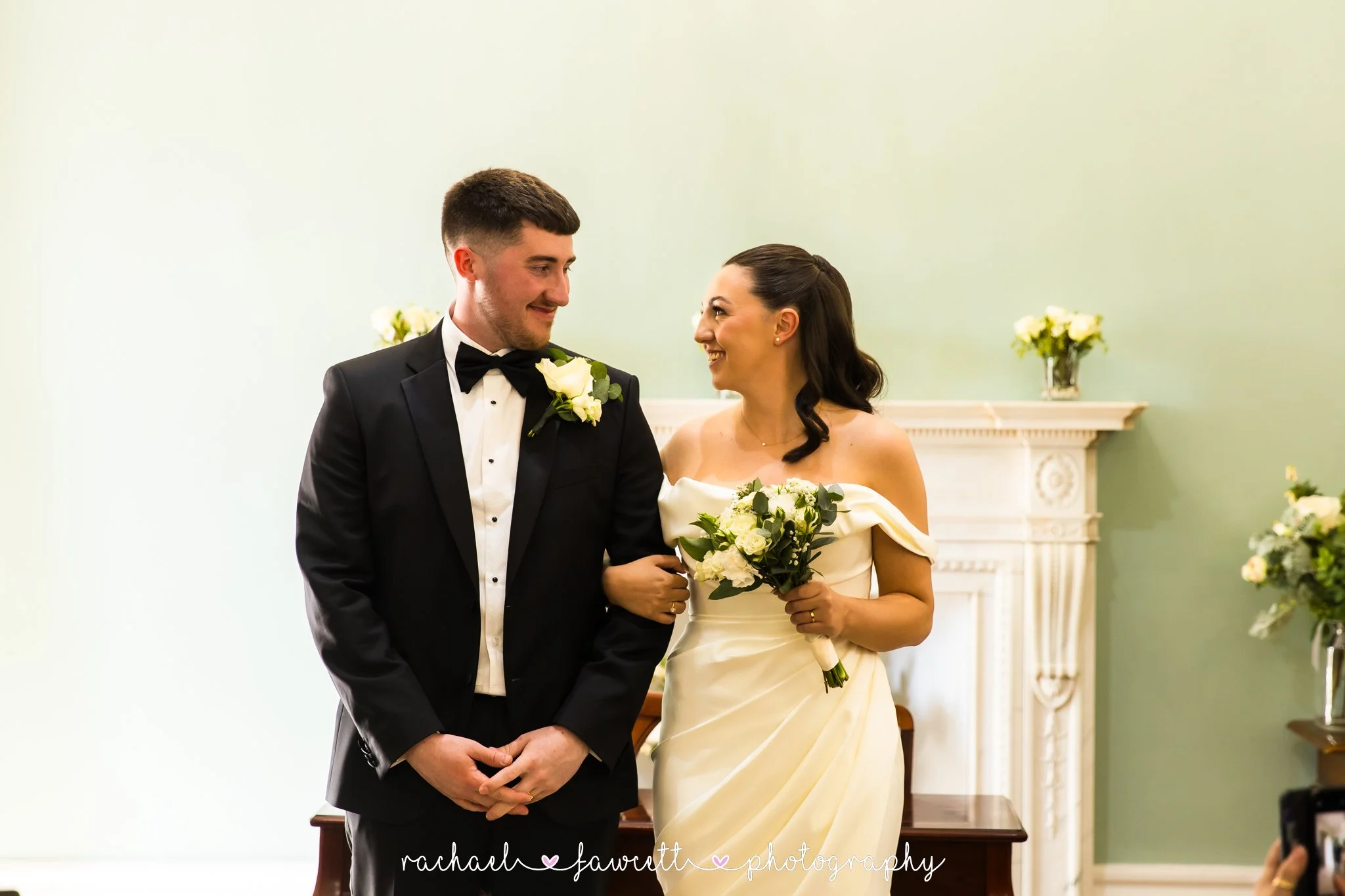 Harrogate-registy-office-wedding-photography-23.jpg
