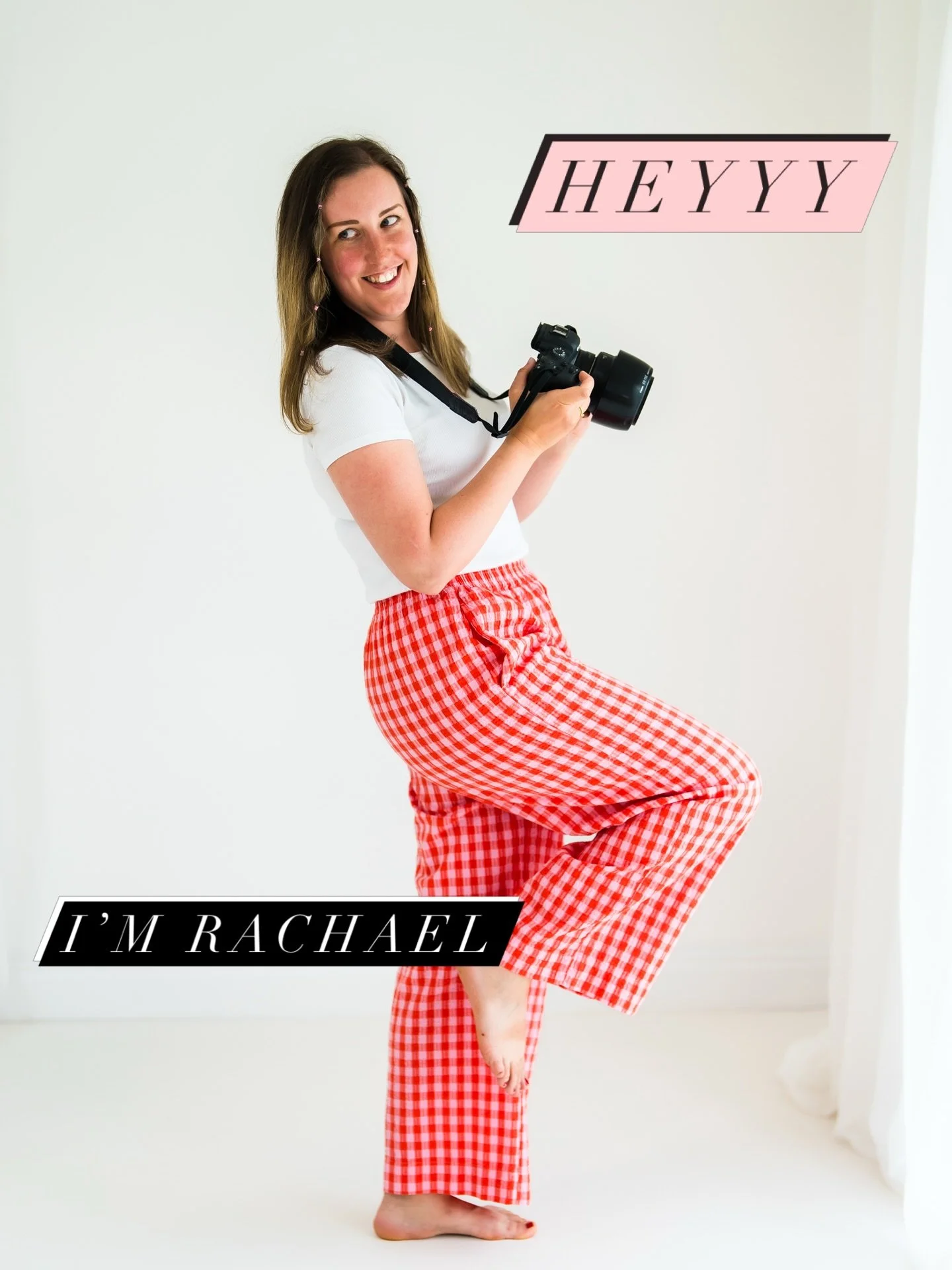 📸 HEY, it&rsquo;s been a while since I&rsquo;ve said Hi! 👋🏼 So here&rsquo;s a little reintroduction to the gal behind the camera 🩷🩷

Thanks for being here and supporting my little colourful photography business! It means the world to me. 🌍 😘

