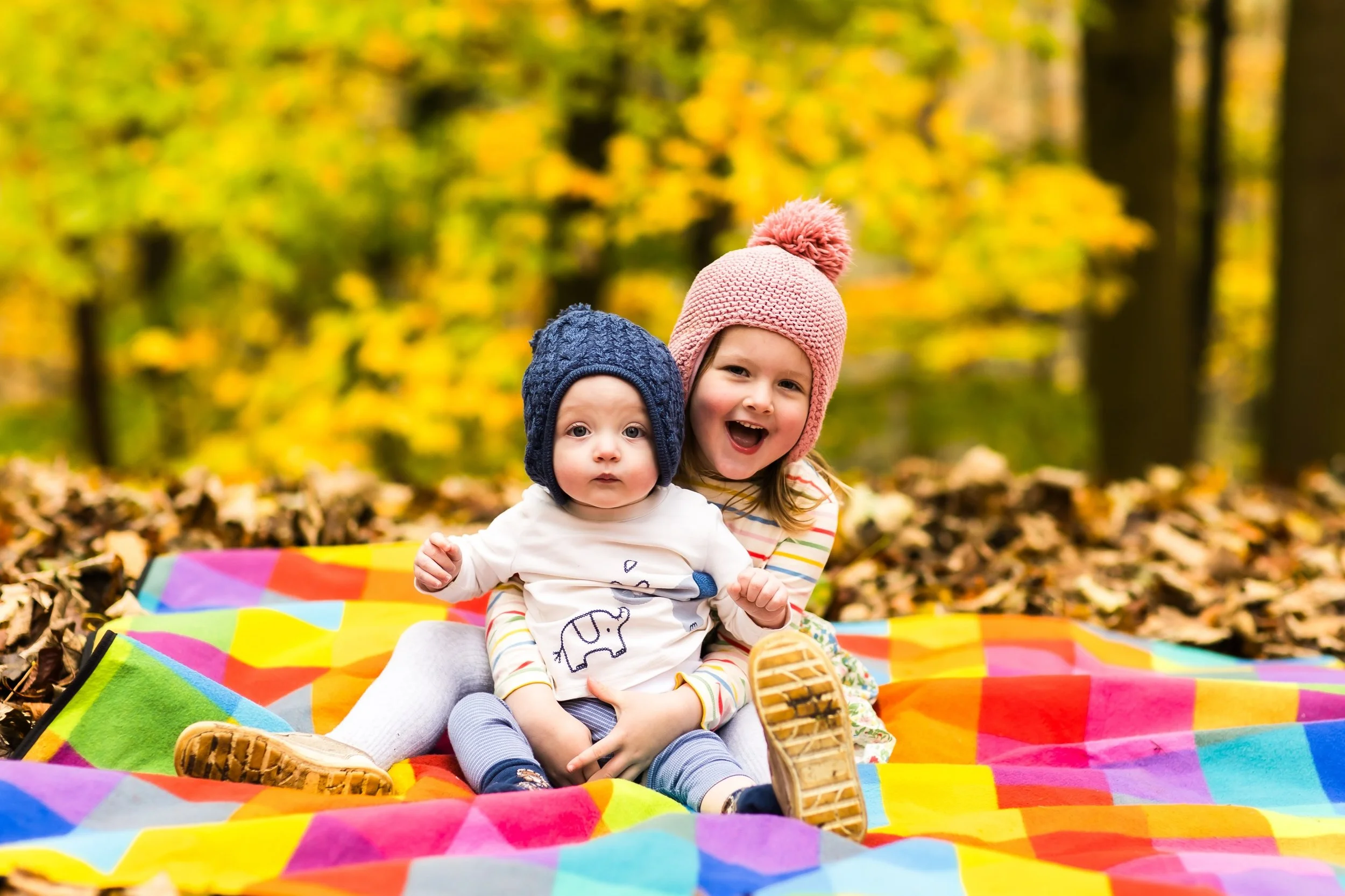 🍁 AUTUMN  MINIS 🍁

They&rsquo;re heeeere 🧡🧡 If you&rsquo;re reading this and thinking &lsquo;I want fun photos of MY family&rsquo; then this is for you!! With super limited sessions left after going out to my mailing list, there is only last thin