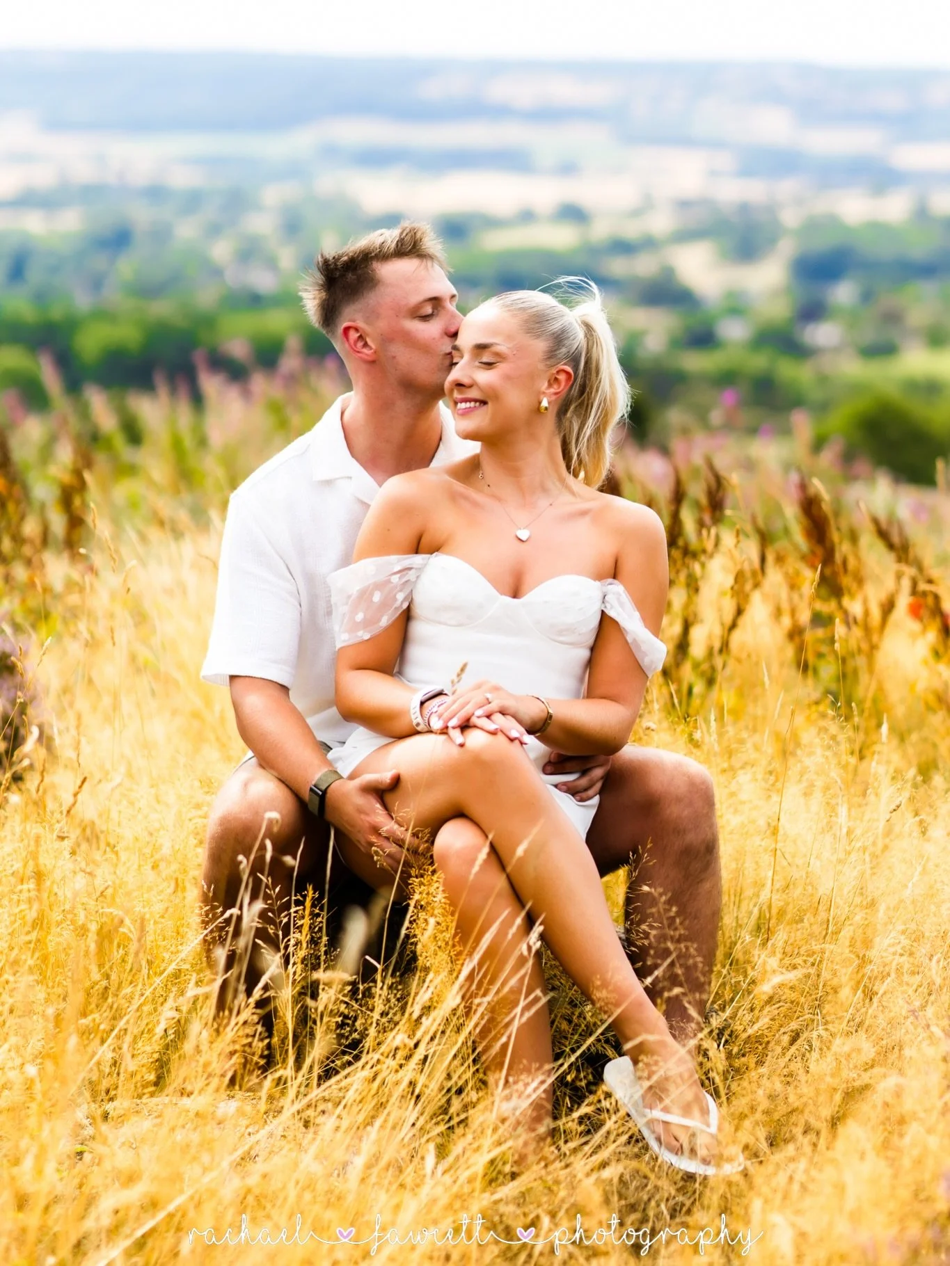 Emily and Brent ✨💛 

3 weeks ago I didn&rsquo;t even know these two. Fast forward 3 weeks and they&rsquo;ve booked me for their beautiful wedding next year, we&rsquo;ve done a stunning engagement shoot and I ADORE them both! Thank you for choosing m