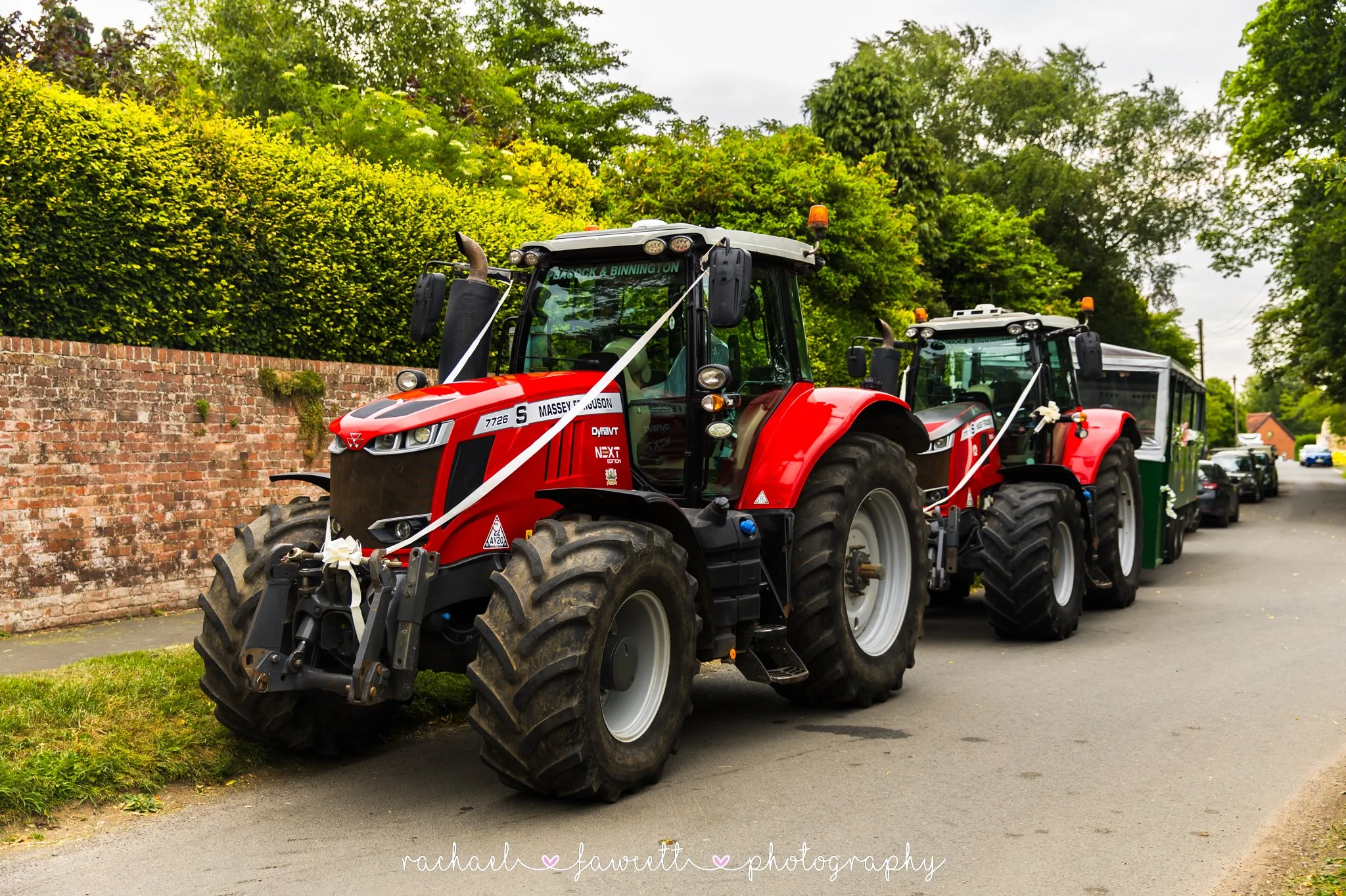 Harrogate-marquee-wedding-photography-022.jpg