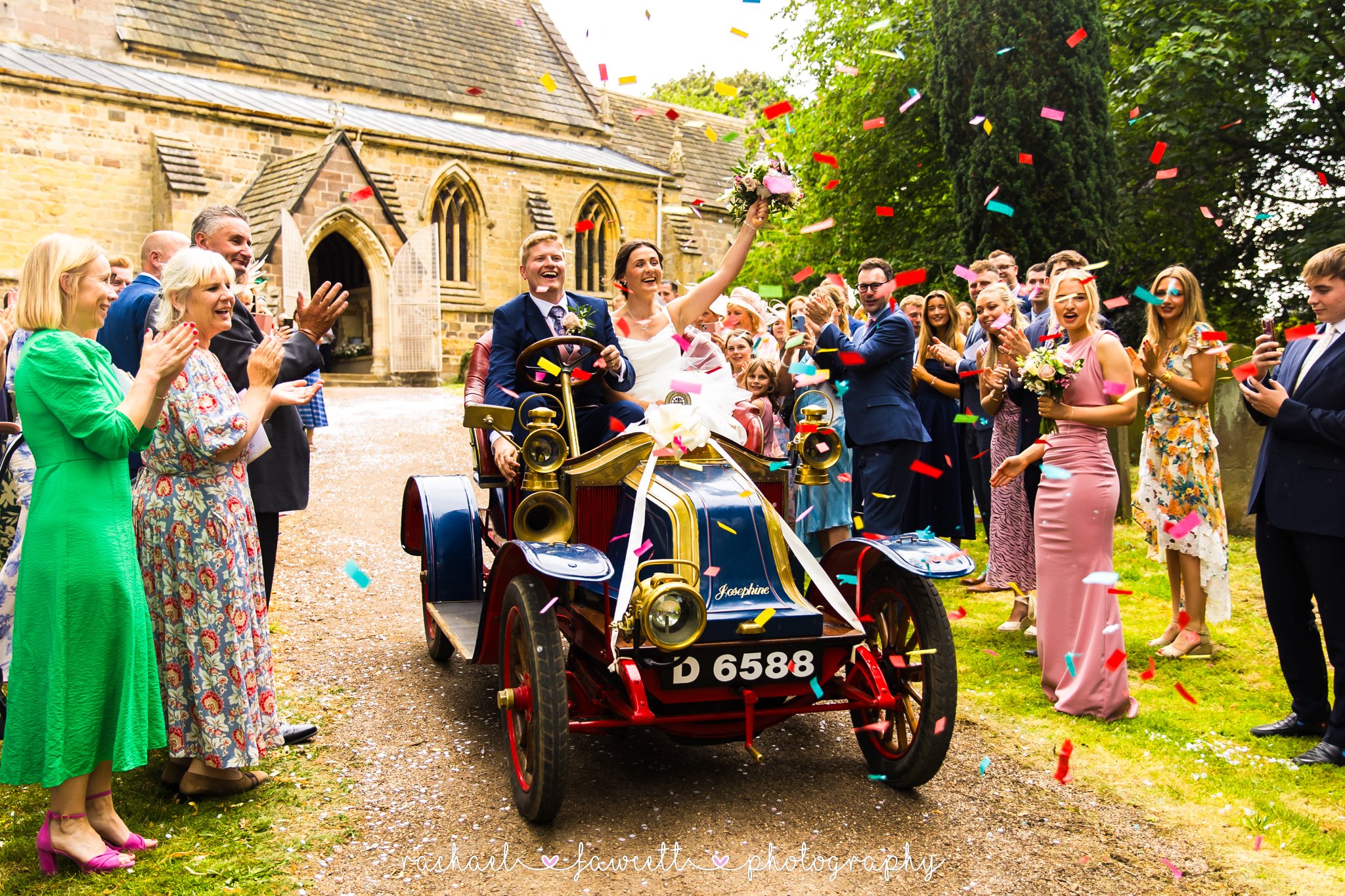 Harrogate-marquee-wedding-photography-062.jpg