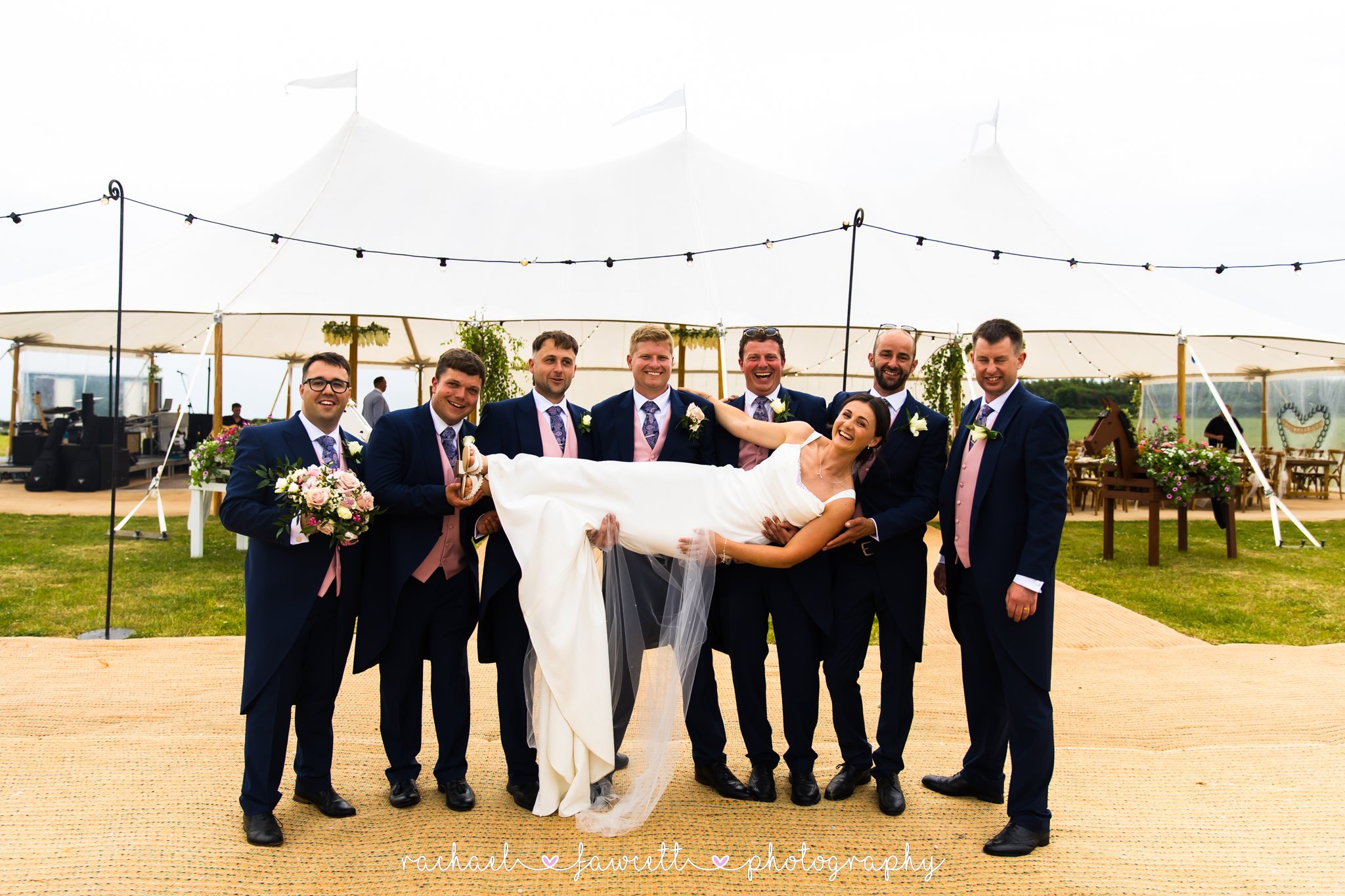Harrogate-marquee-wedding-photography-081.jpg