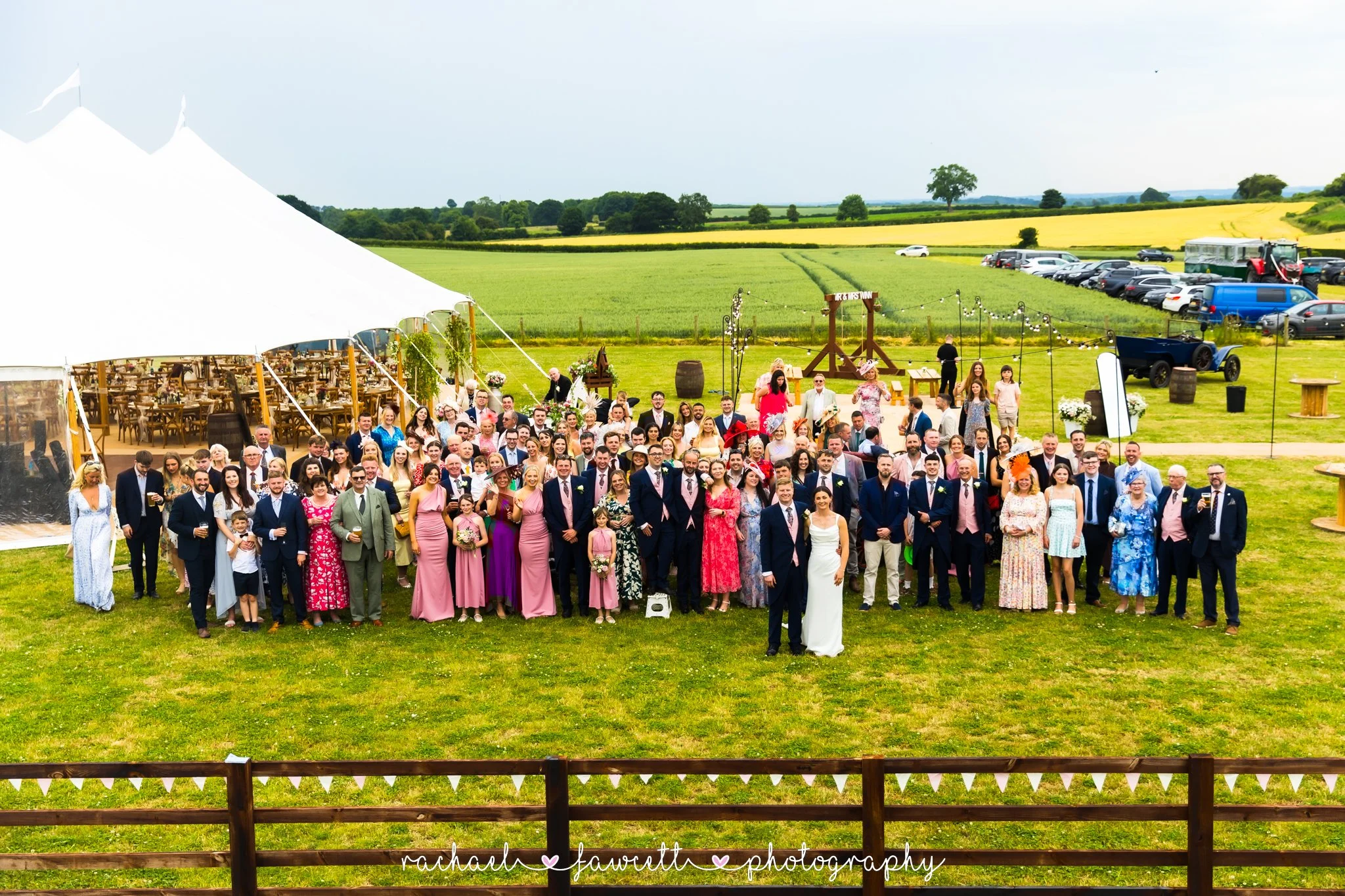 Harrogate-marquee-wedding-photography-089.jpg