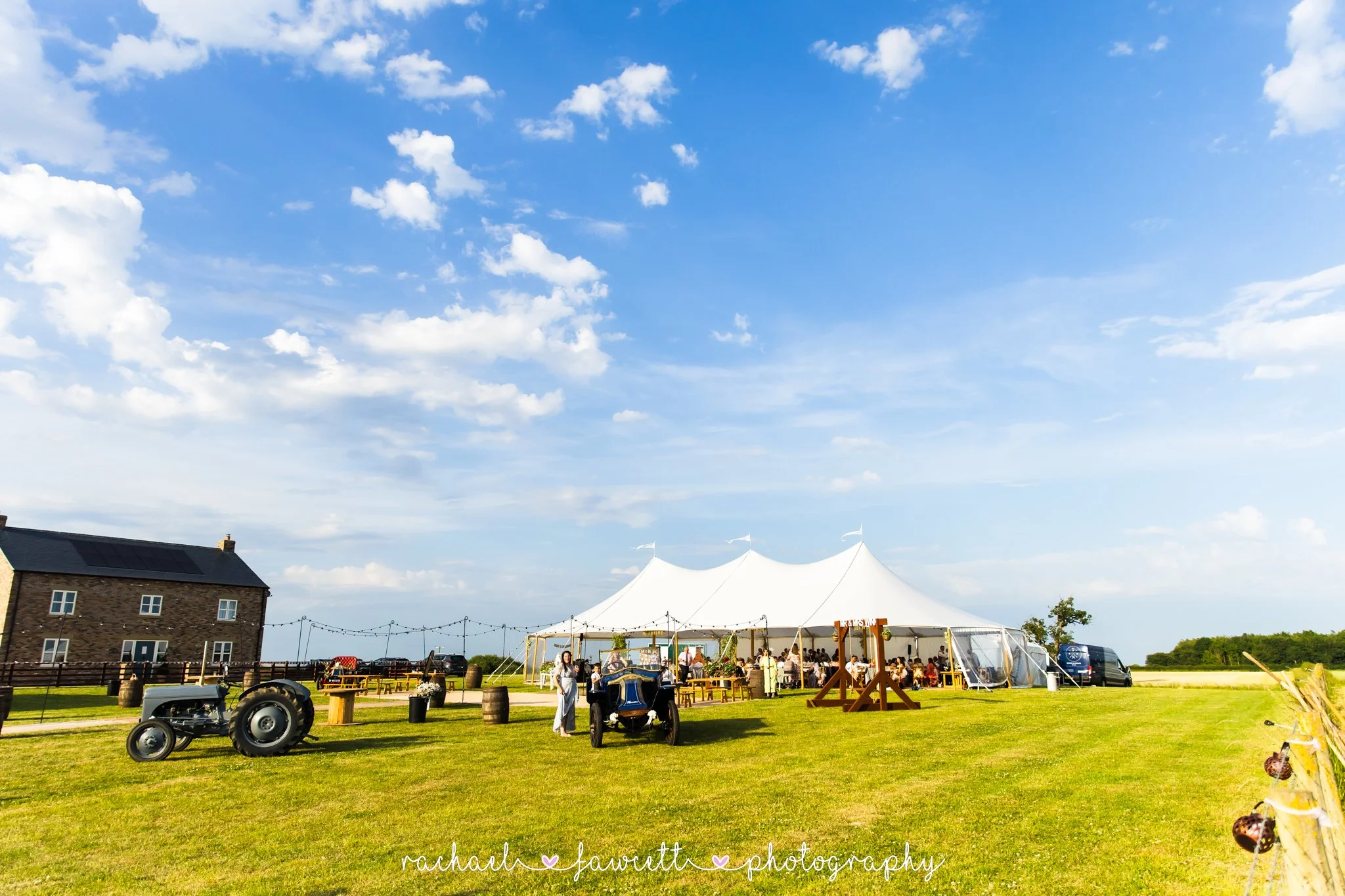 Harrogate-marquee-wedding-photography-110.jpg