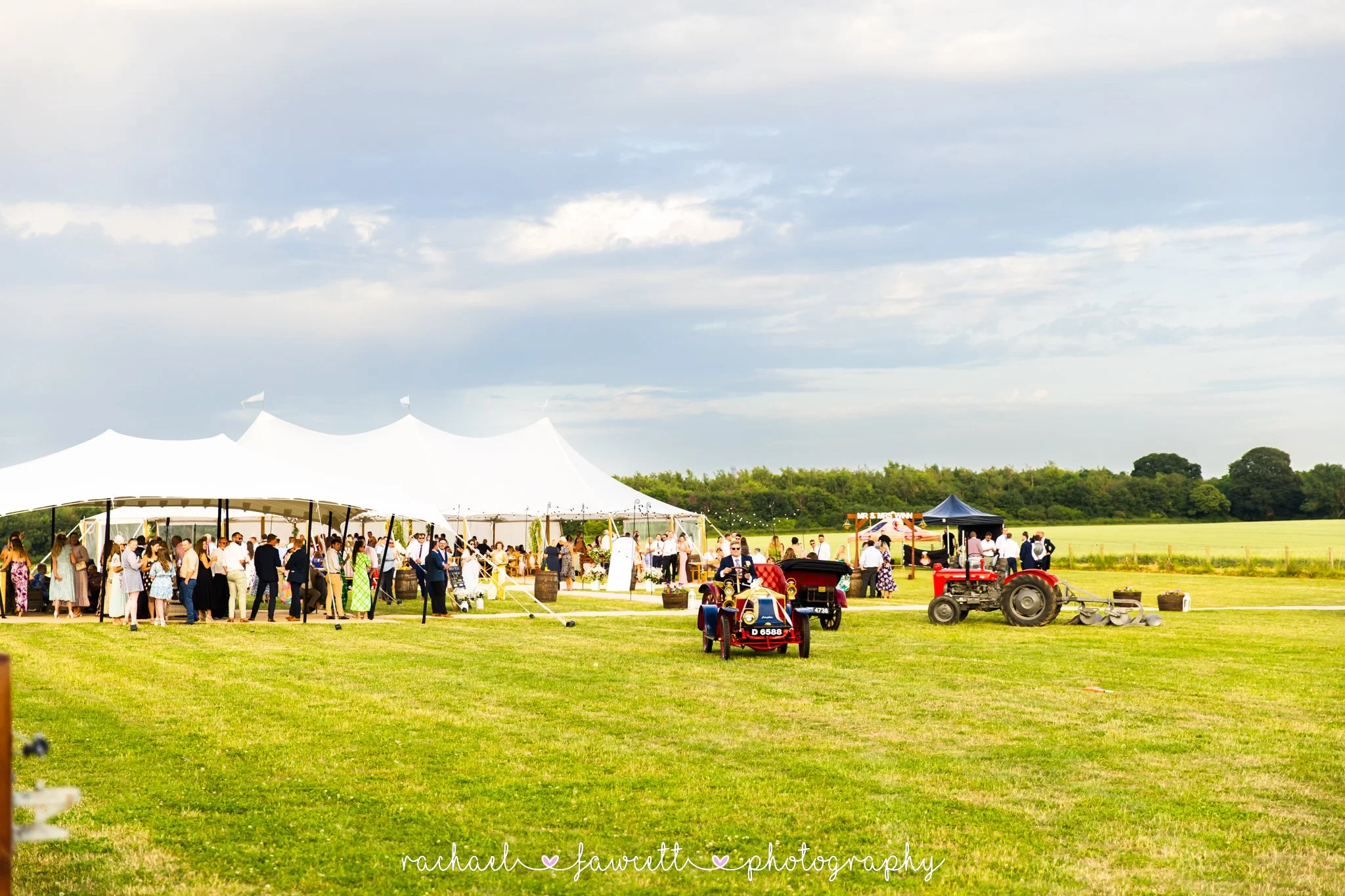 Harrogate-marquee-wedding-photography-131.jpg