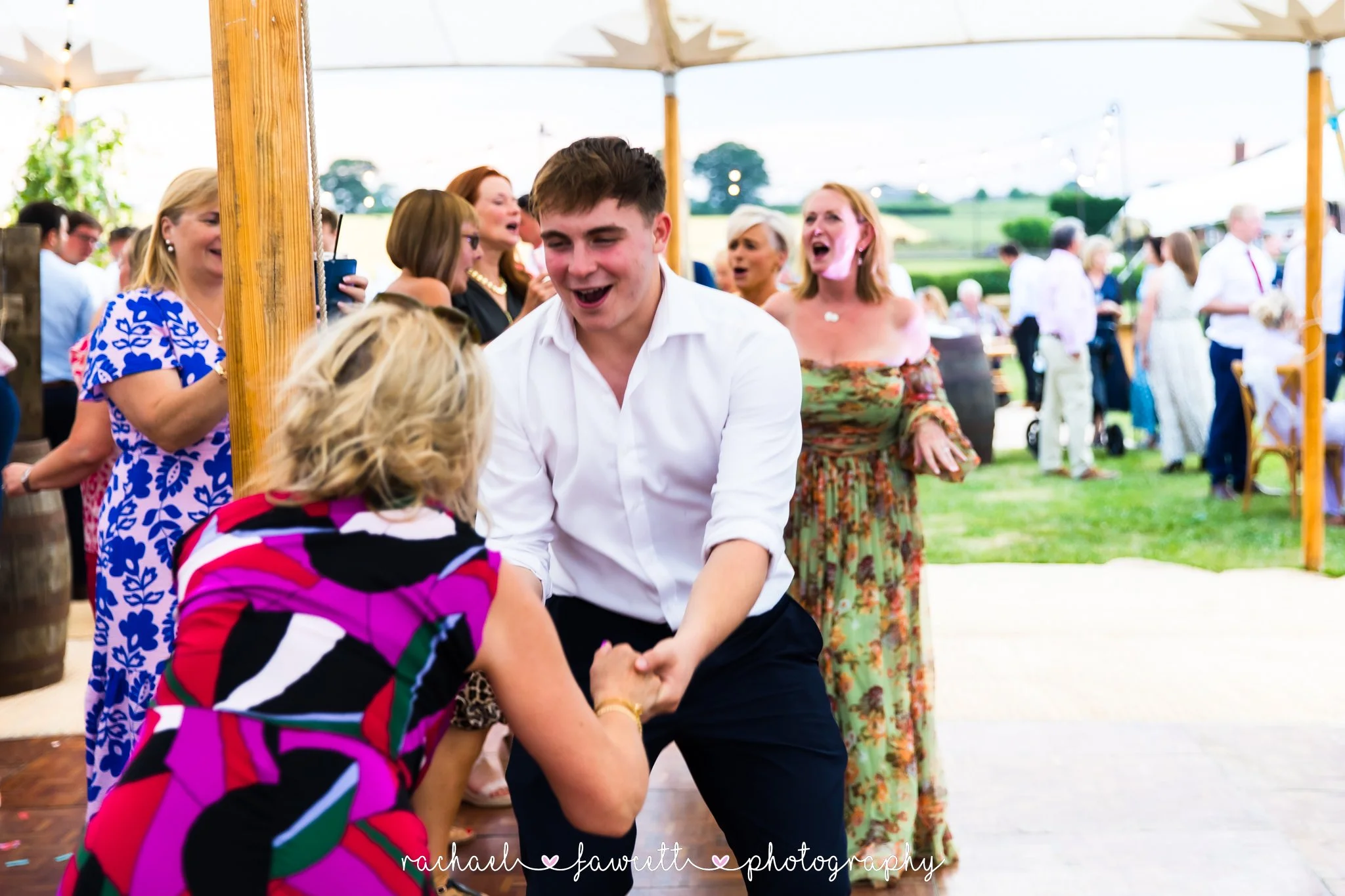 Harrogate-marquee-wedding-photography-149.jpg