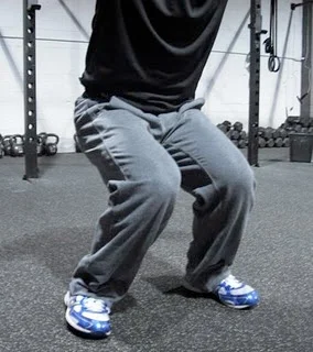 Not what I’m talking about! This is bad squat IR and shows weakness and lack of control. An injury waiting to happen.