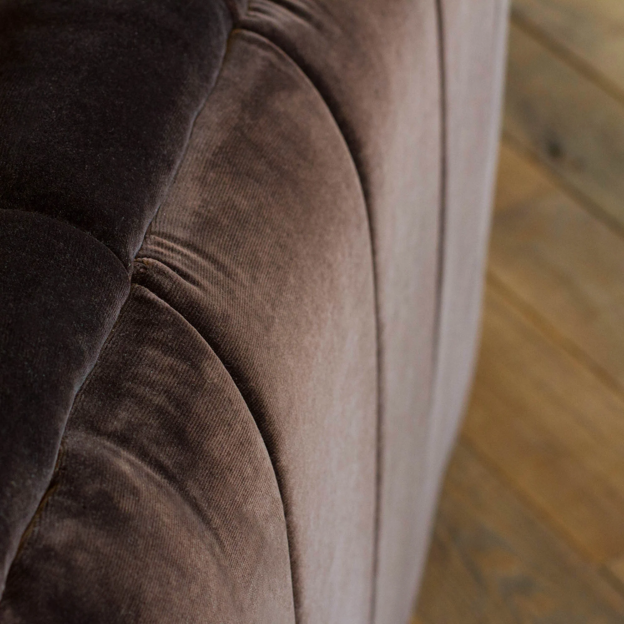 Loftus Sofa Detail1.jpg