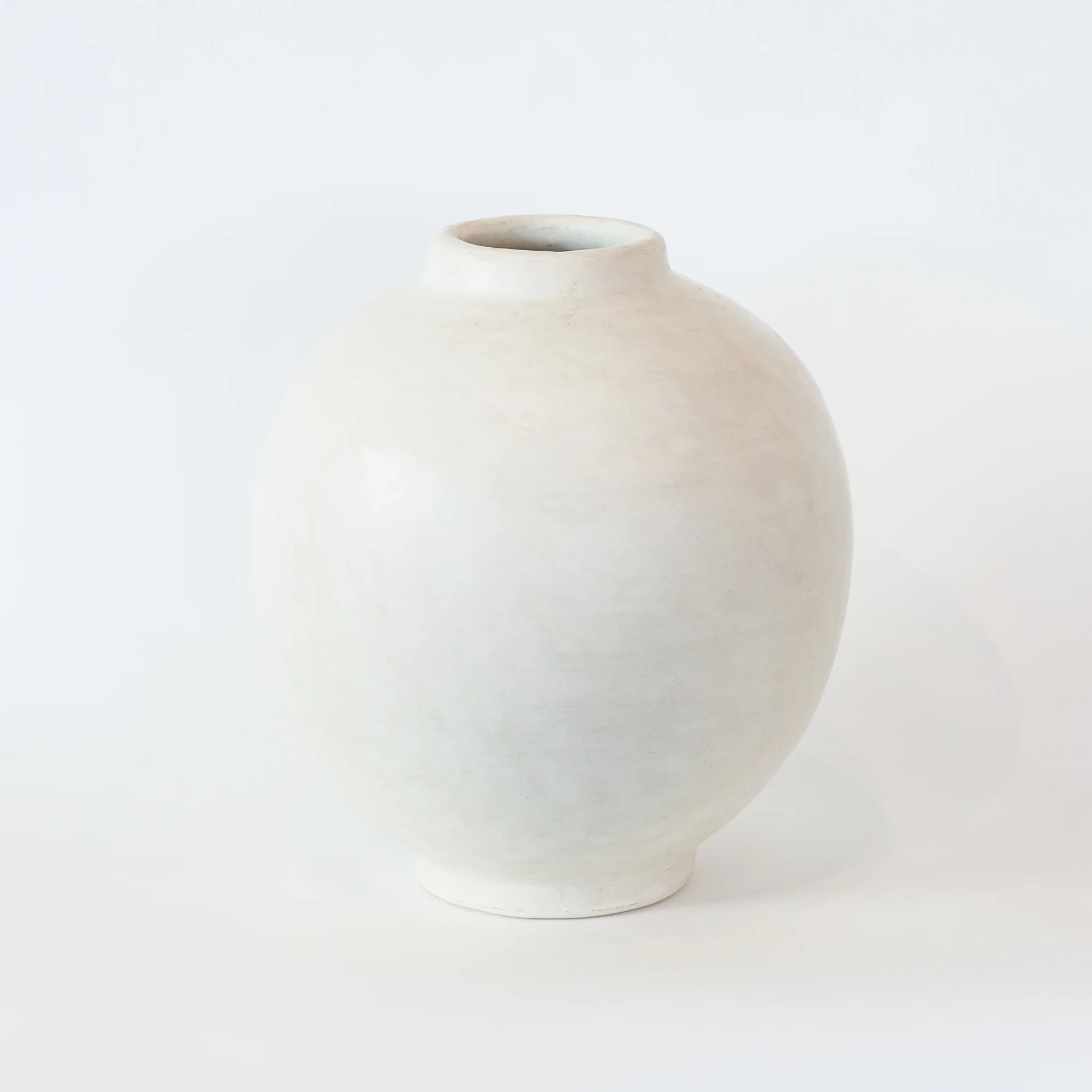 Tadelakt Round Vase Large White.jpg