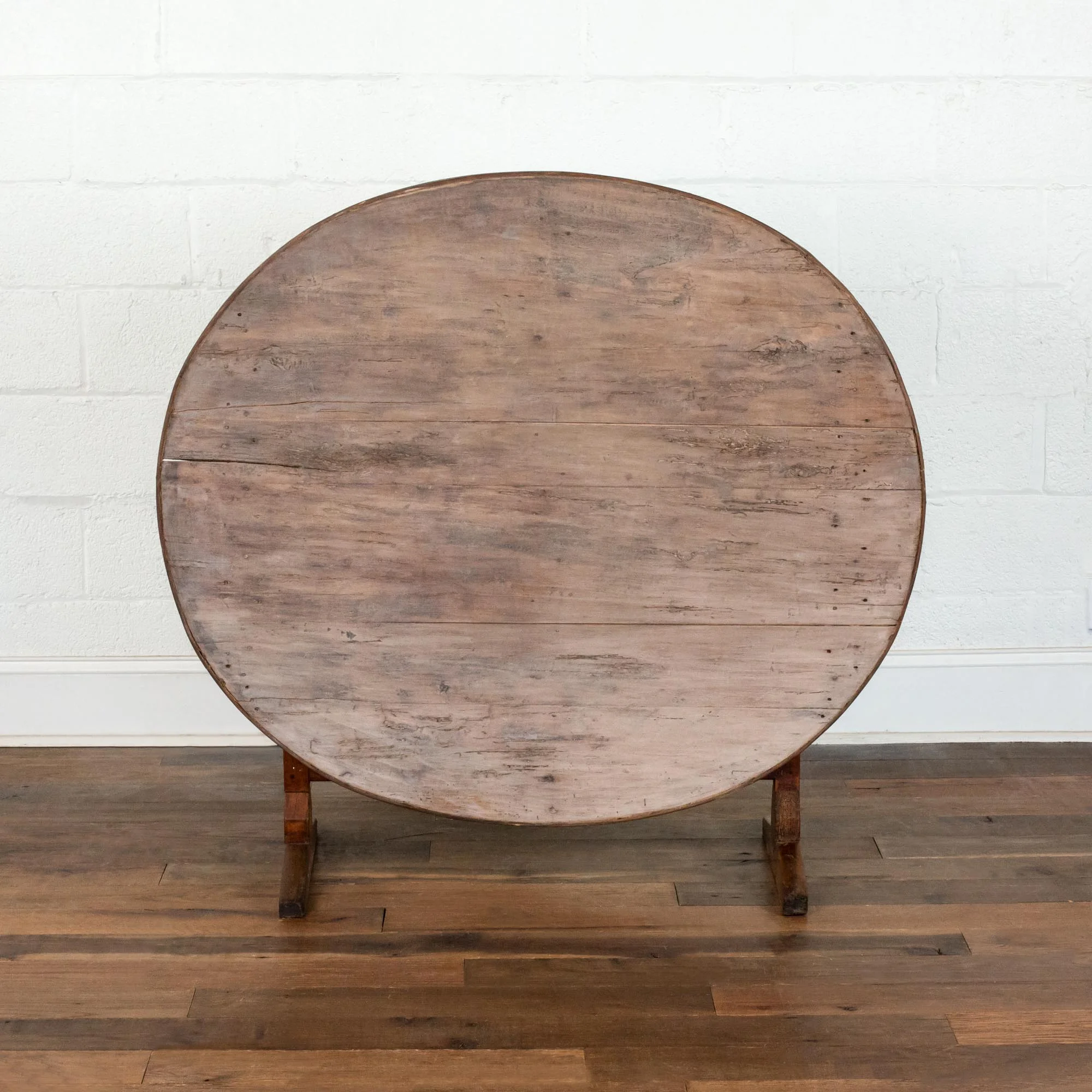 antique_wine_tasting_table_top.jpg