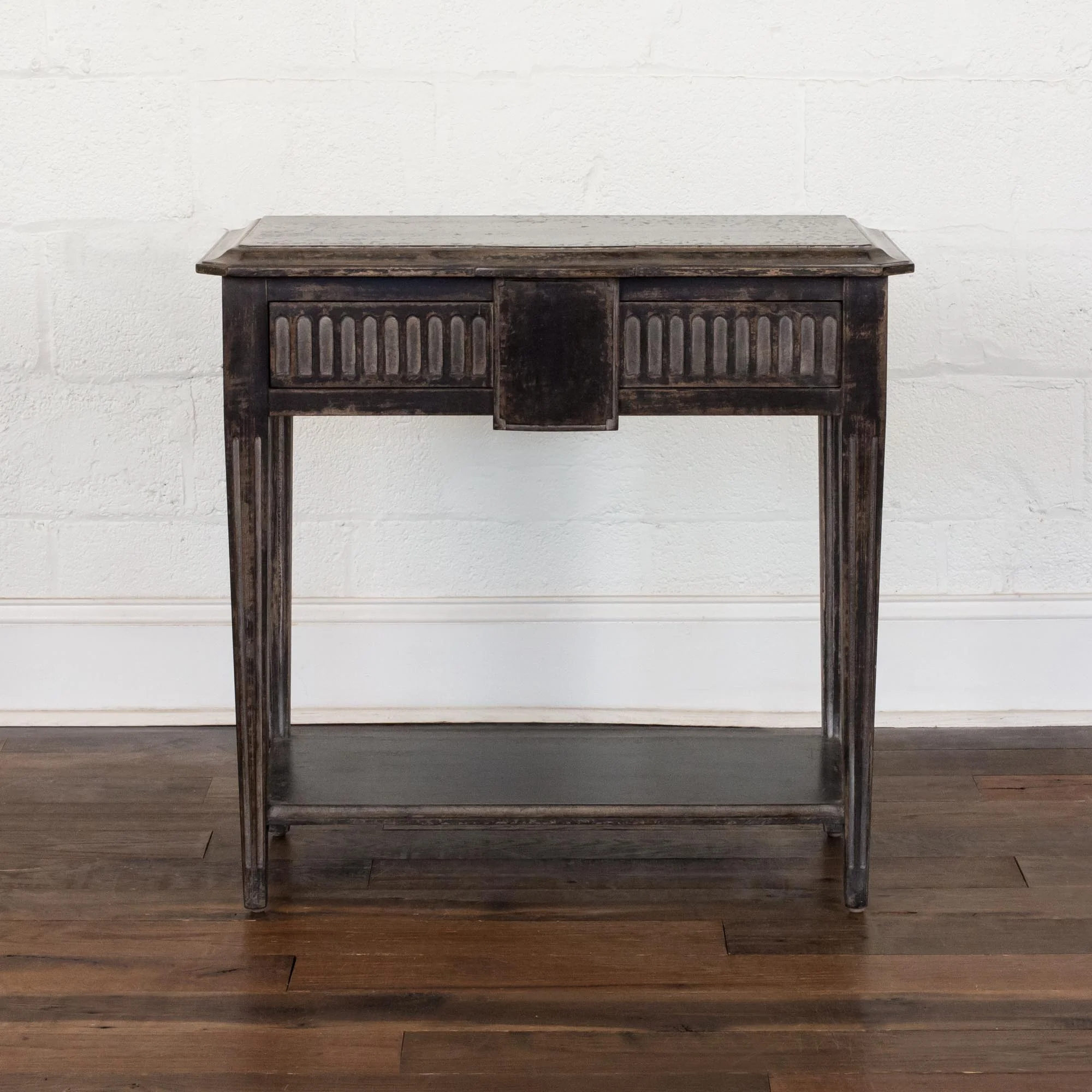 black_end_table_with_drawer_front.jpg