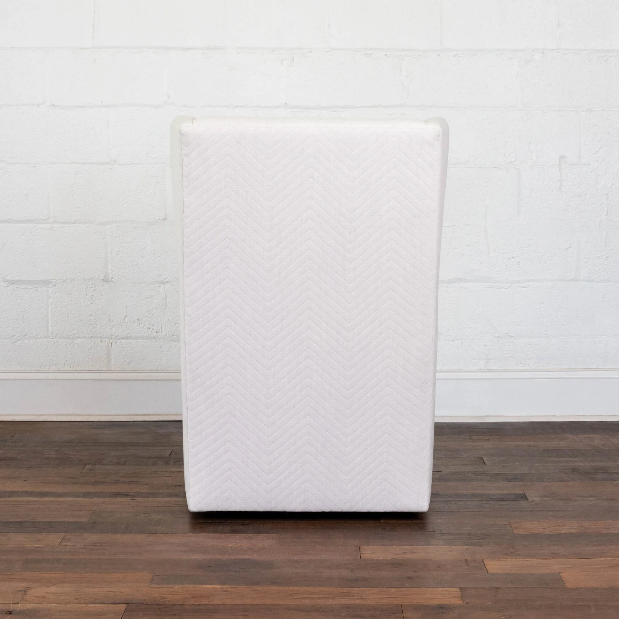 sophia_chair_swivel_back.jpg