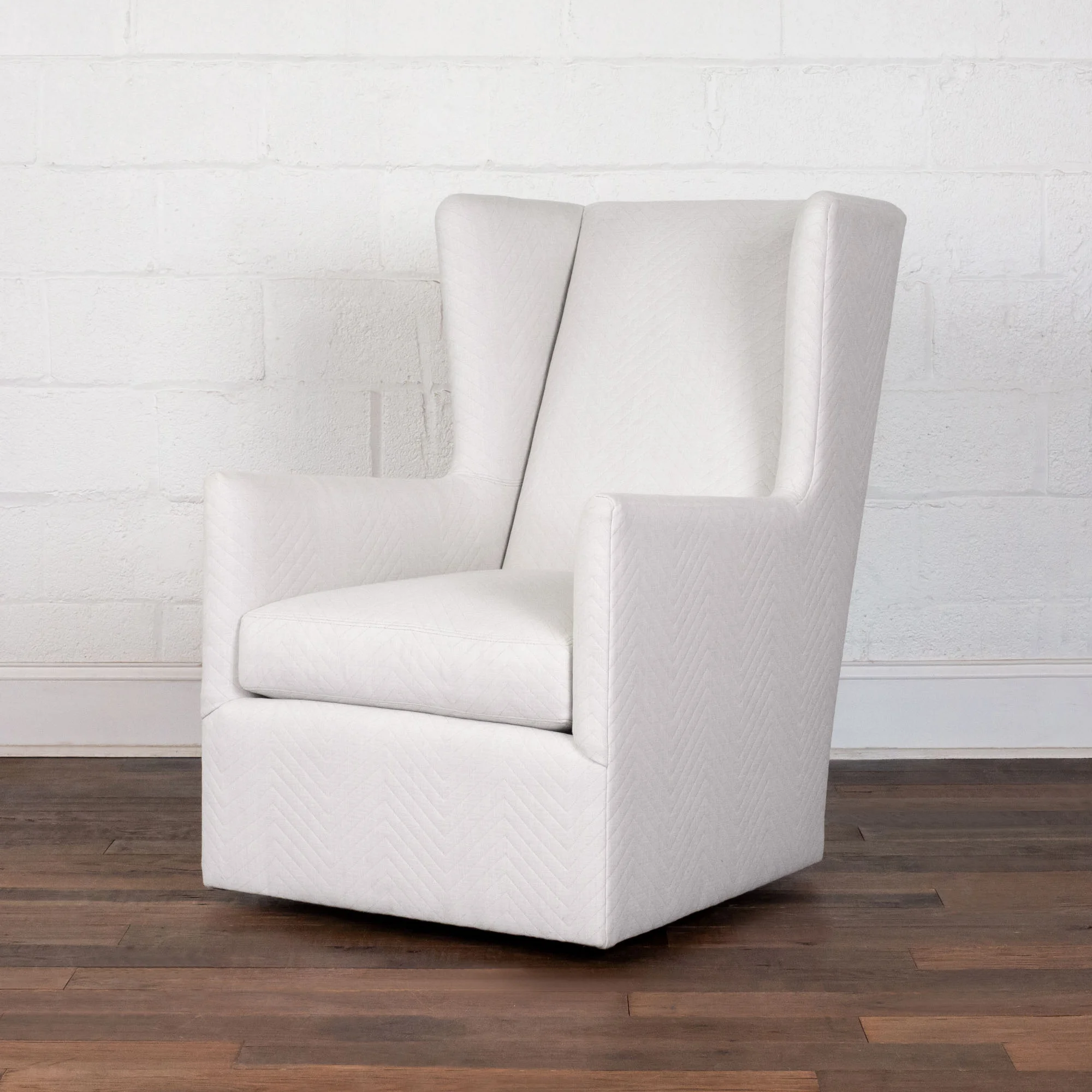 sophia_chair_swivel_angle.jpg