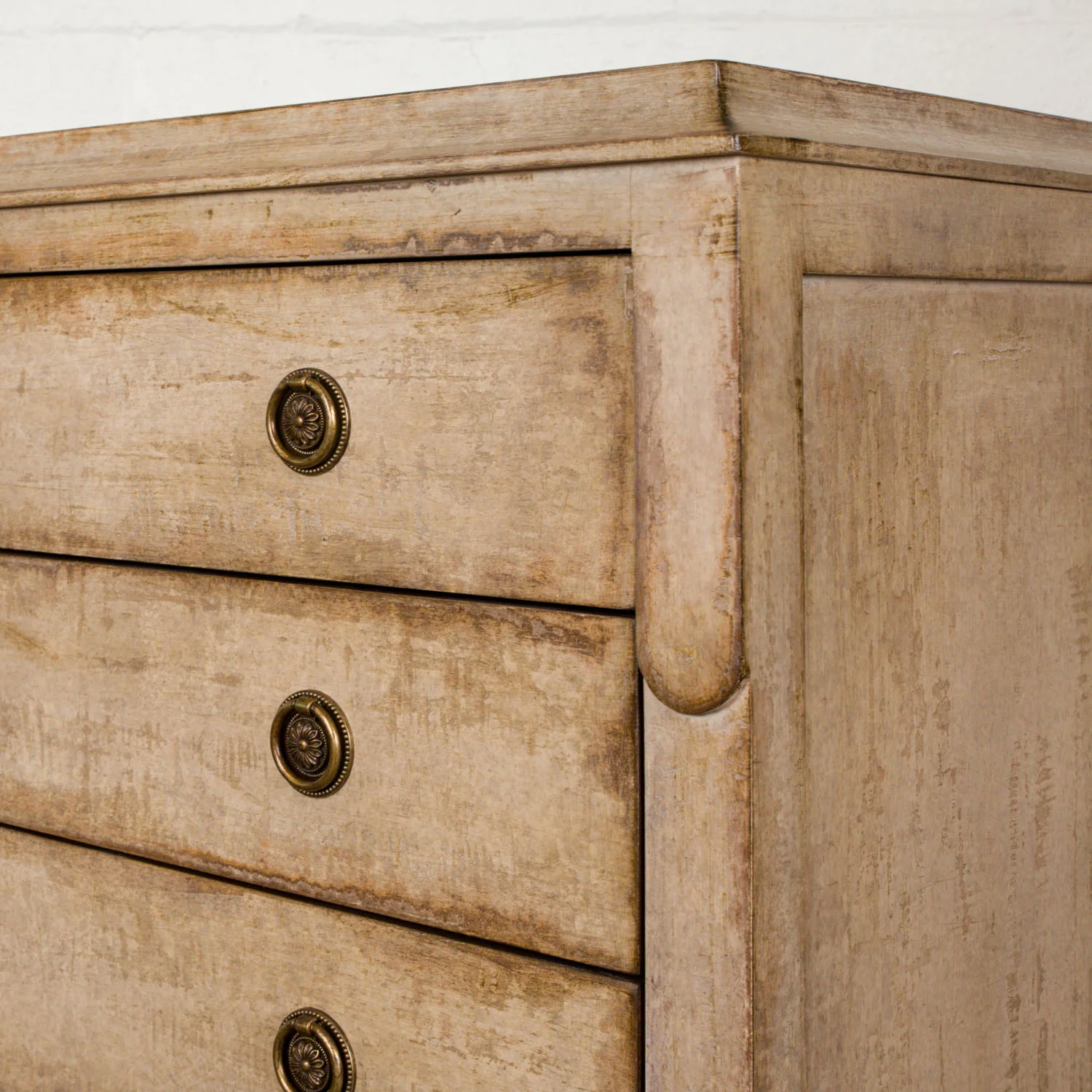 Four-Drawer-Chest_Tortura_Detail.jpg