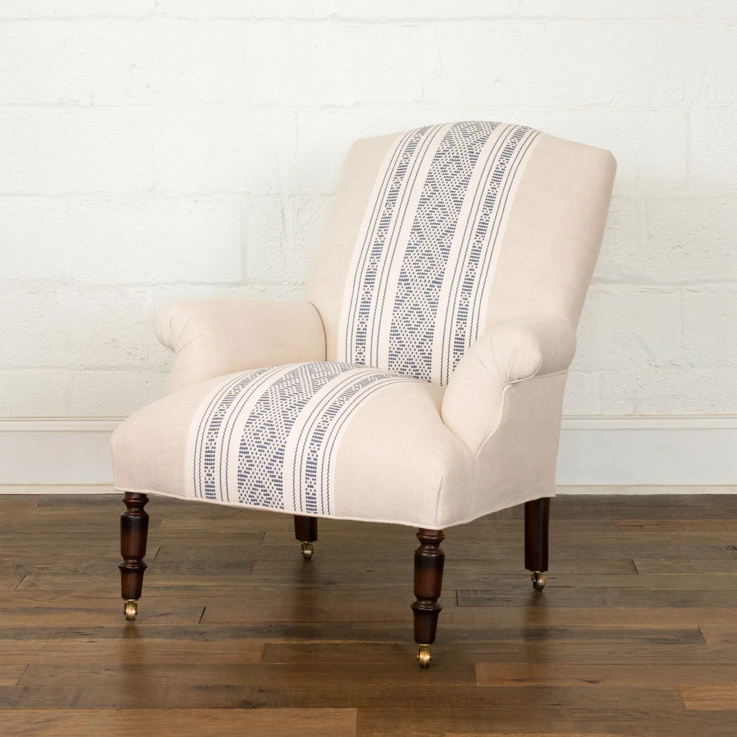 Fritillaria-Chair_Angle.jpg