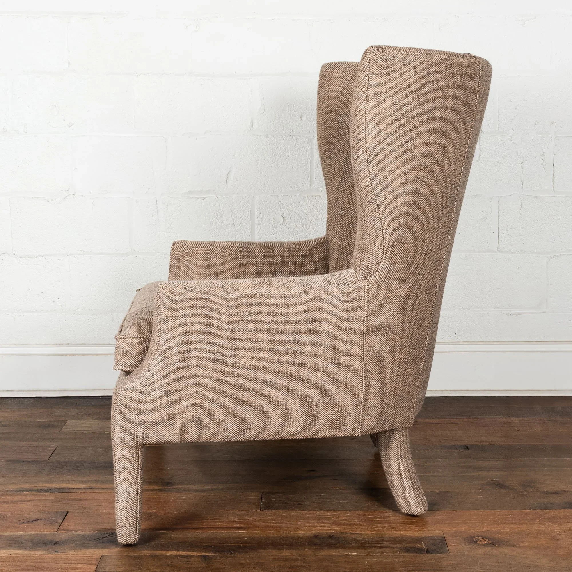 celine-wing-chair-3w.webp