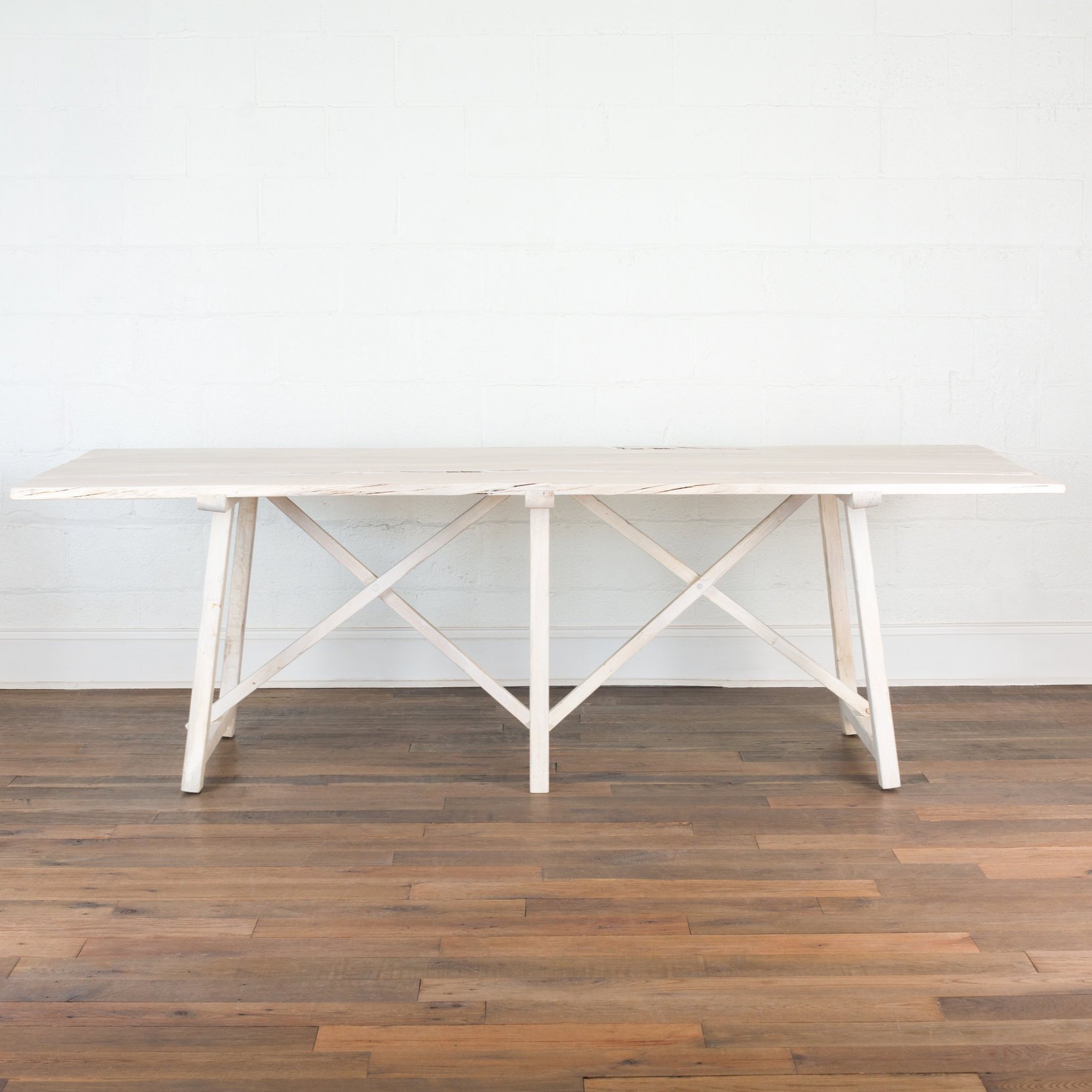 Prima_Dining_Table_Front.jpg
