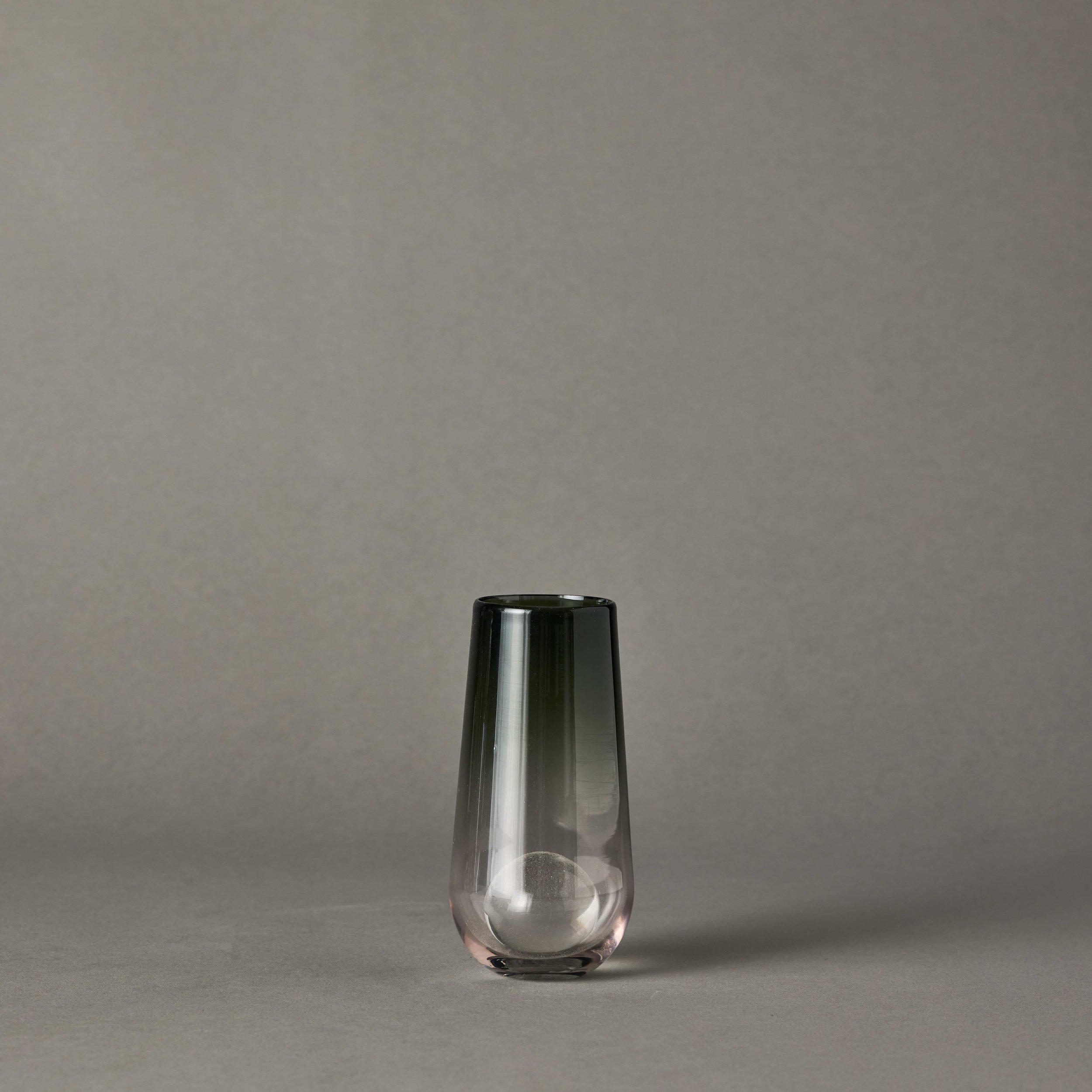 Champagne Sphere Glass | Smoked