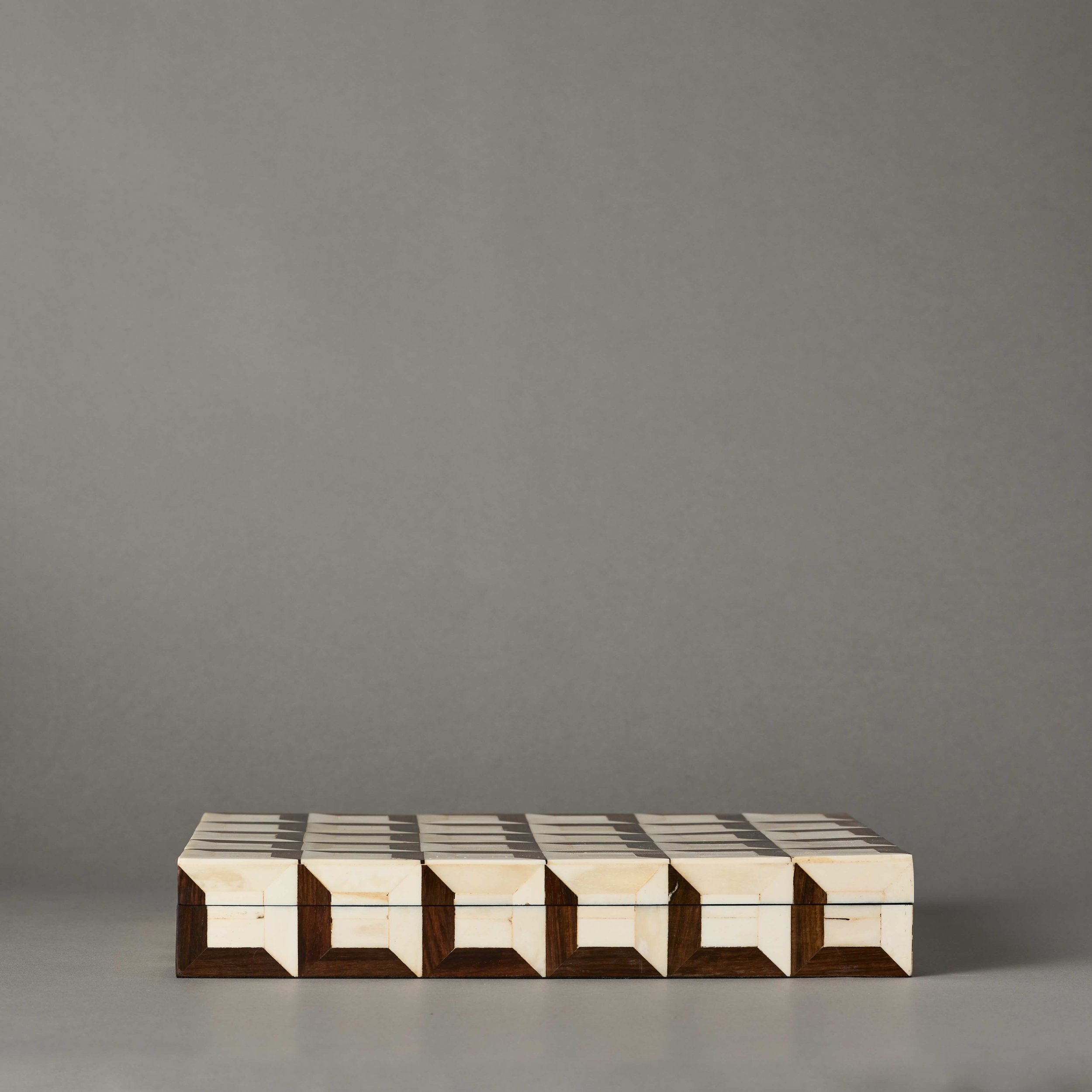 Brown + Ivory Angle Box | Large