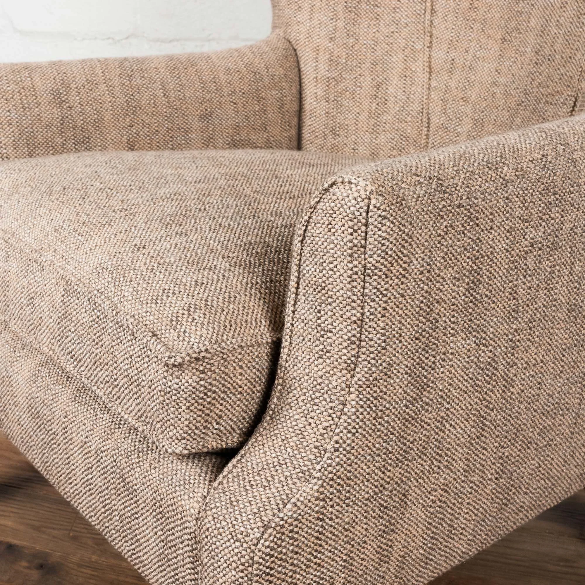 celine-wing-chair-5w.webp