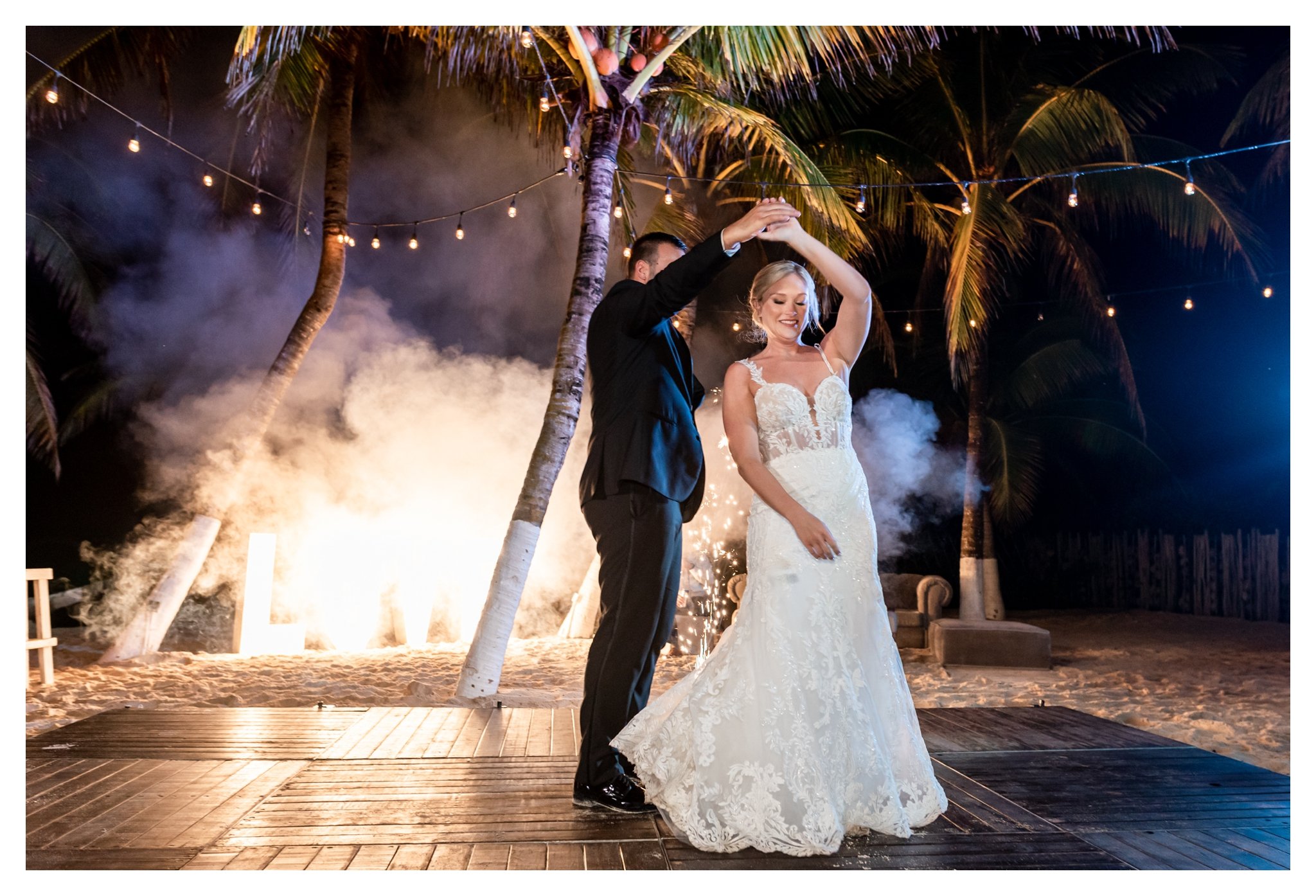 cancun-mexico-destination-wedding-photographer_0187.jpg