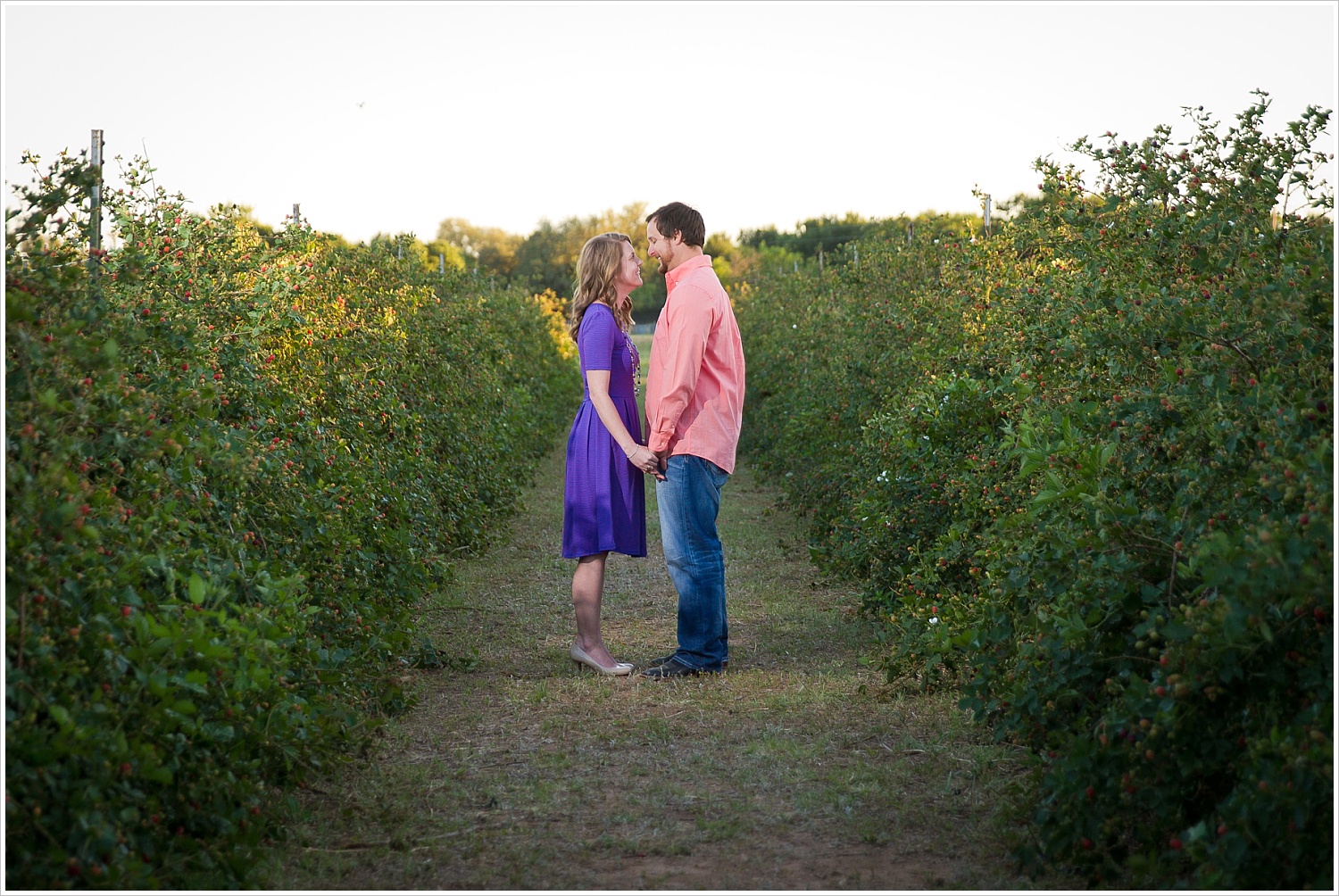 Tips on how to dress for your engagement portraits, Jason & Melaina Photography, Texas Wedding Photographers