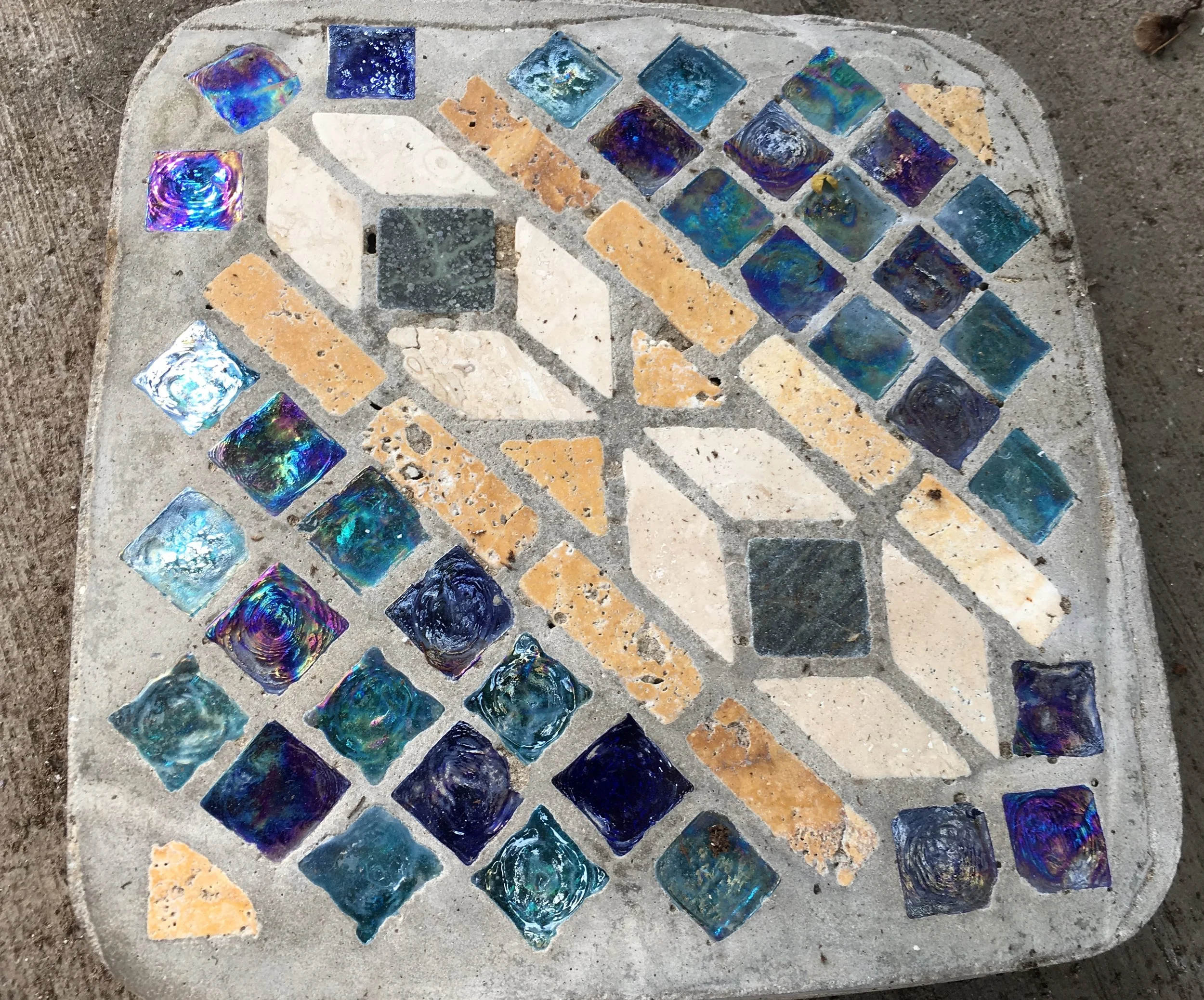 Make Your Own Garden Stepping Stones - Class is Full