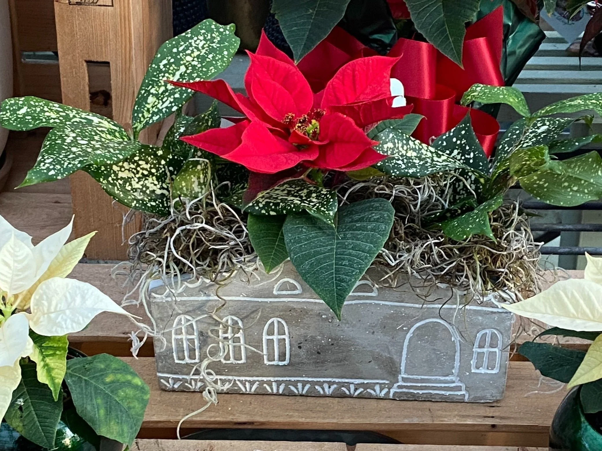 Easy-care Holiday Arrangements