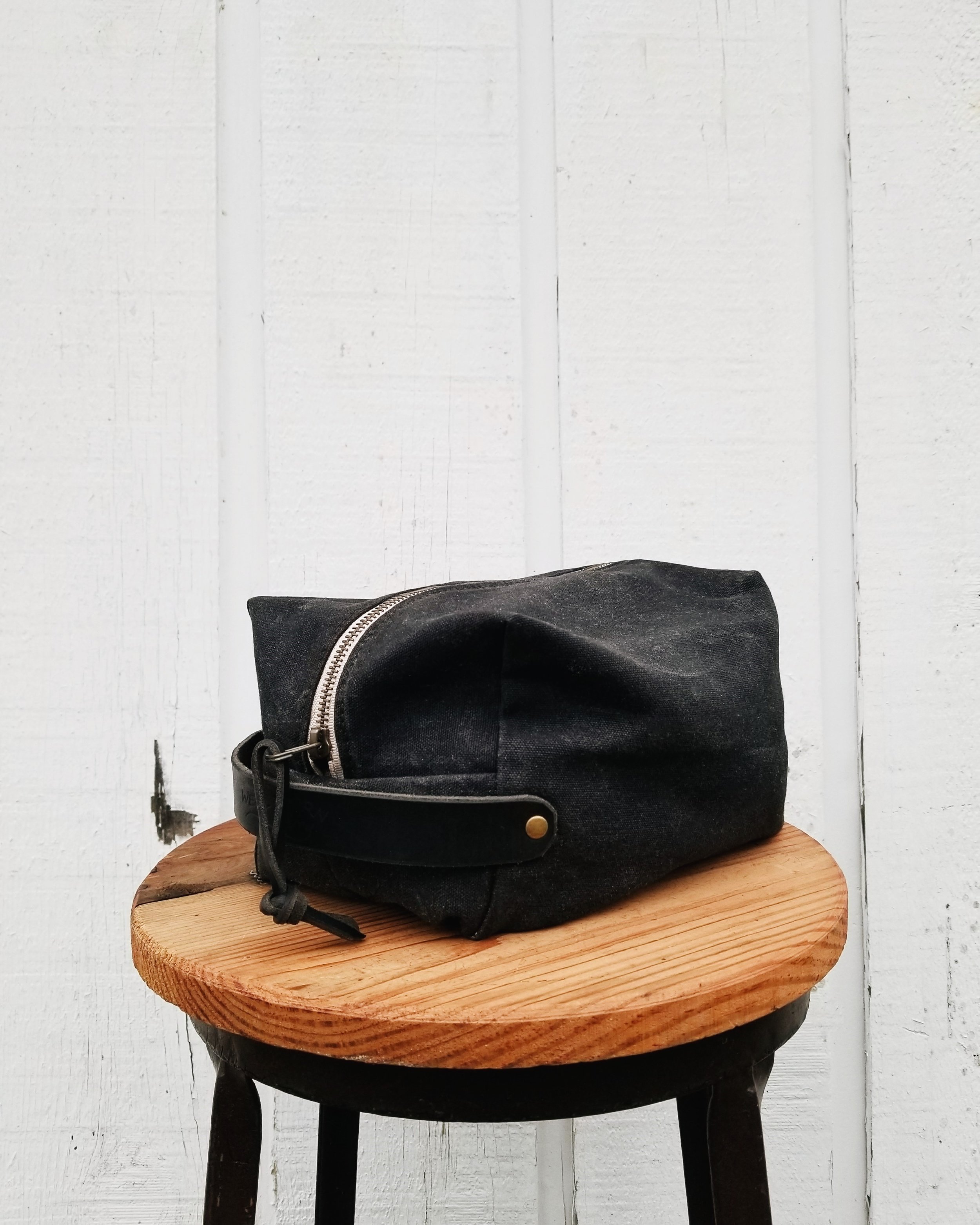 Dopp Kit (1).jpg