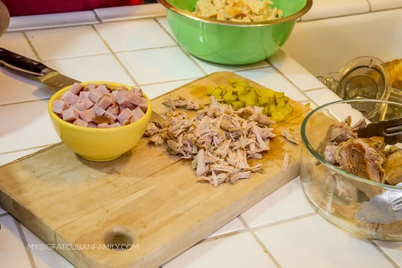 My Big Fat Cuban Family Cubano Mac and Cheese Recipe #GoAutentico #SoCu #spon