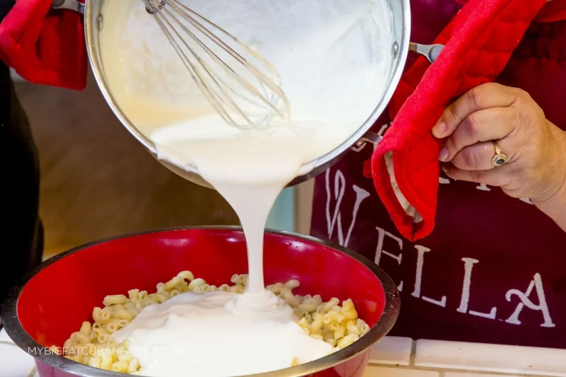 My Big Fat Cuban Family Cubano Mac and Cheese Recipe #GoAutentico #SoCu #spon
