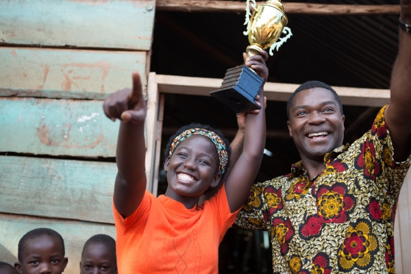 Madina Nalwanga and David Oyelowo as Phiona Mutesi and Coach Robert Katende in Queen of Katwe. Photo courtesy of Disney® - all rights reserved.