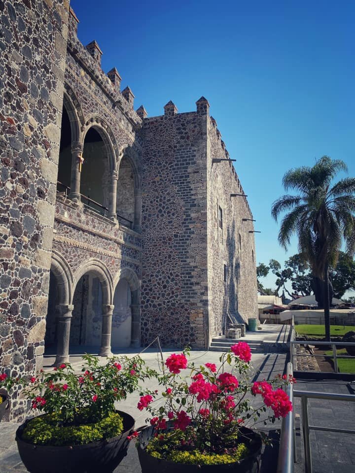  Hernán Cortés was here. The oldest conserved civil structure in the Americas was built between 1523 and 1528 by indigenous conquered peoples over the ruins of an Aztec tribute collection center. Over the years it was a residence, a barracks, a jail,