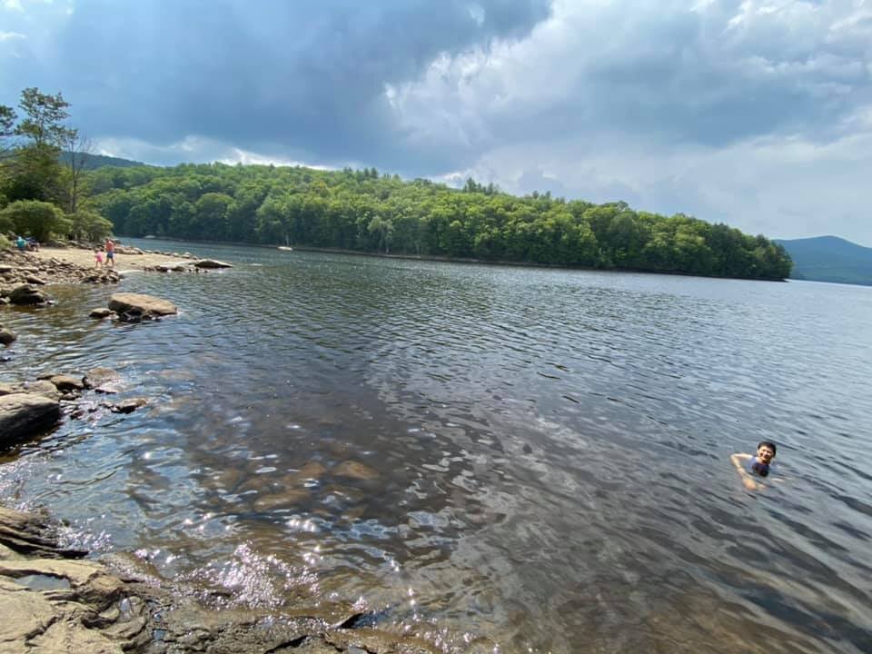  Delightful dip in Harriman Reservoir 