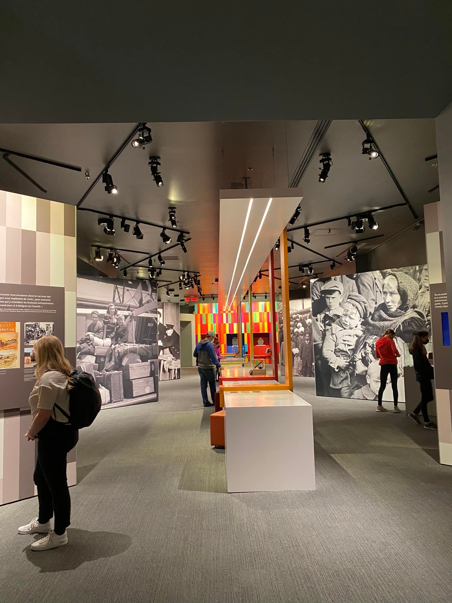  Engaging exhibits at the Canadian Museum of Immigration at Pier 21. 