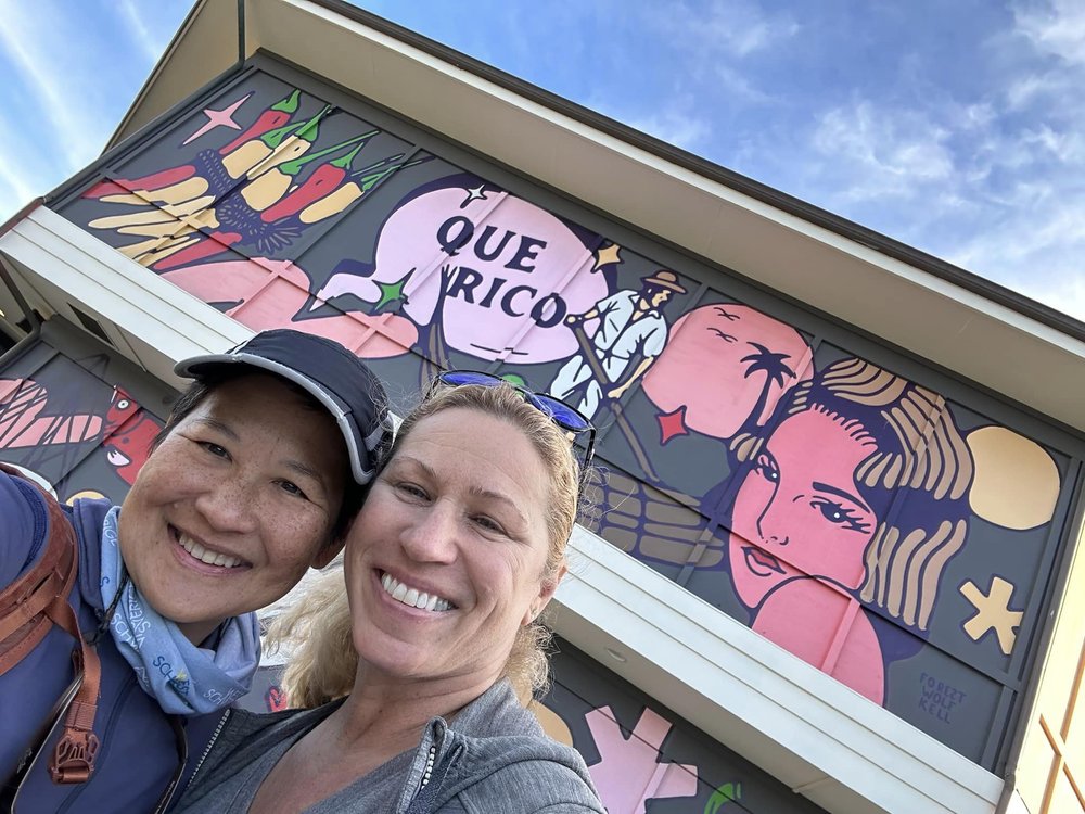  Resident expert and good friend Jill Robinson suggested the hike and met up with me afterward for coffee and a cookie. Thanks, Jill, great to see you! 