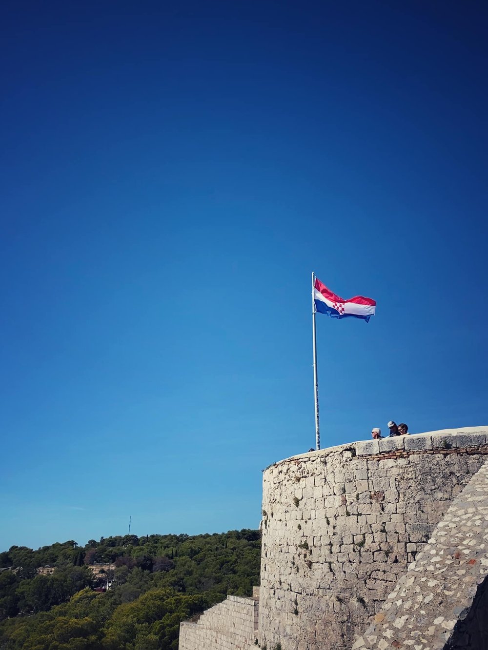  The fort’s construction began in 1278, when Hvar was under Venetian rule, though it’s been rebuilt and restored in more recent centuries. 