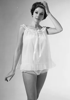 lingeriebydecade1960s7.jpg