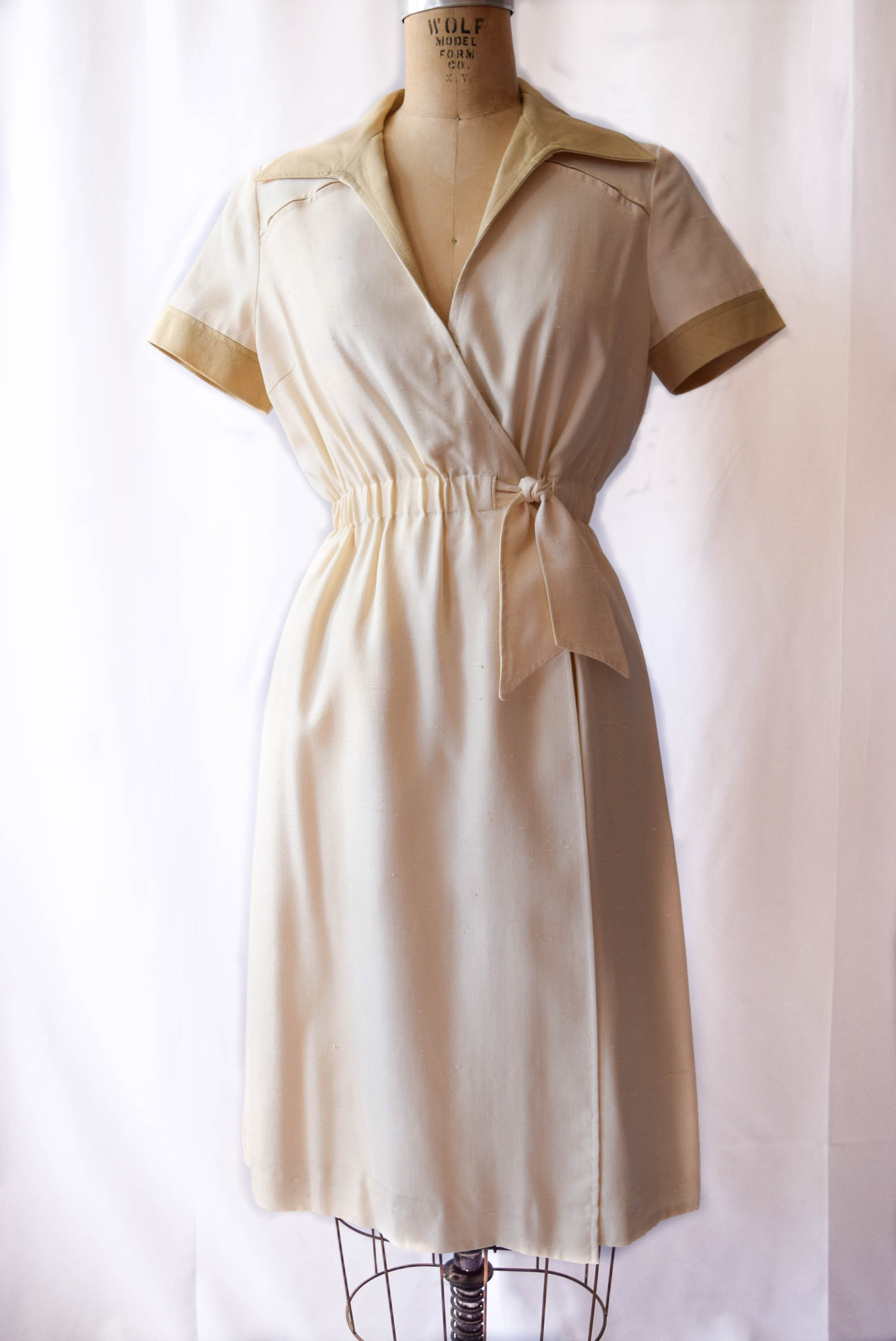 1970s wrap dress