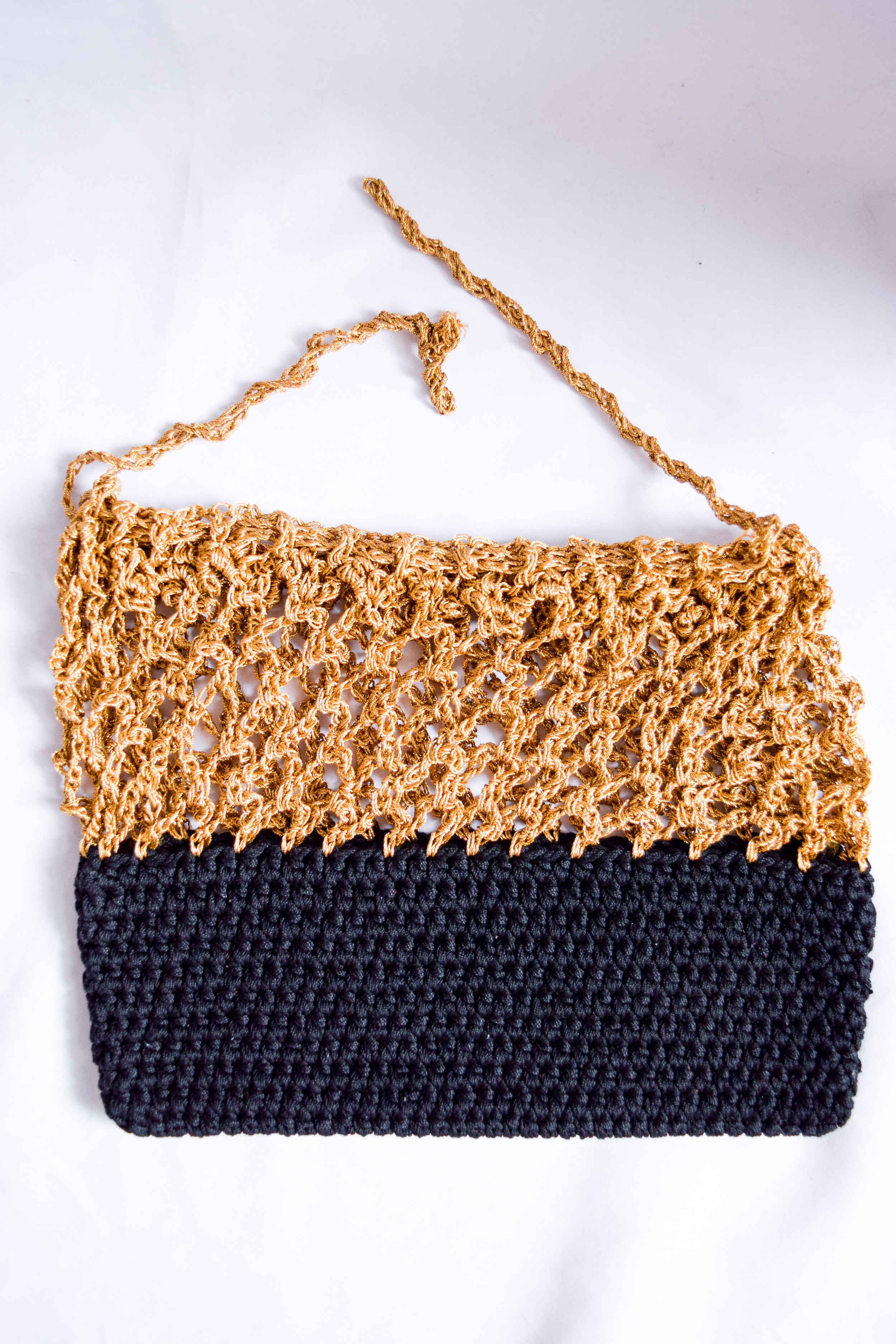 1940s vintage crochet purse