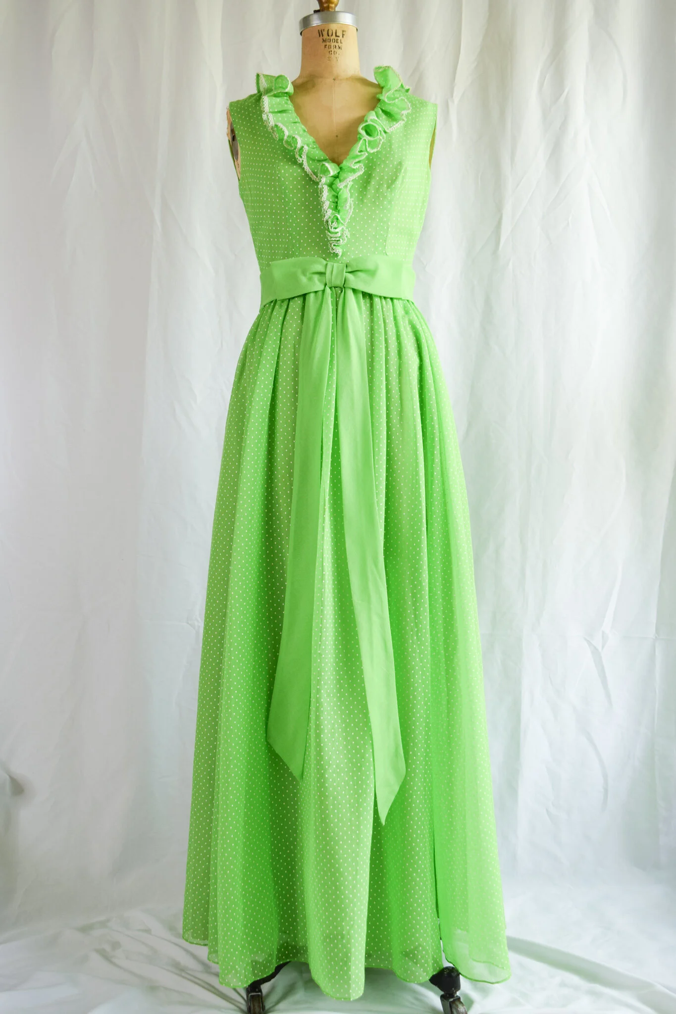 green emerald velvet dress Vintage 1960s Lime Green Polka Dot Dress, Small – Ian Drummond Vintage main image 1