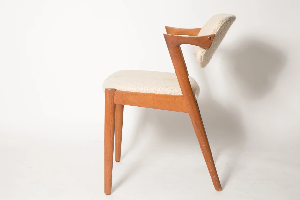 Creme Z chairs 9 KK.jpg